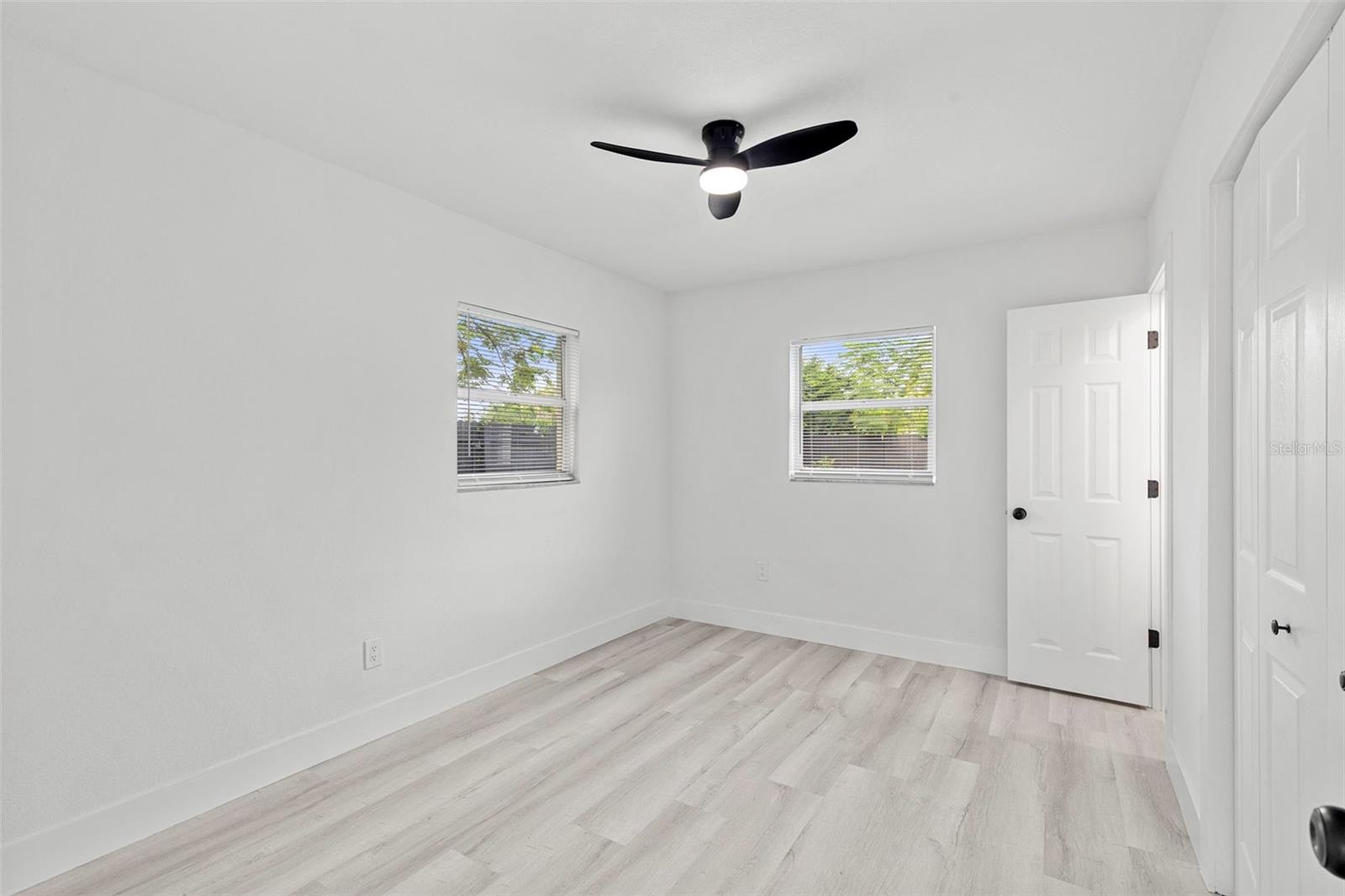 Image 22 of 59 For 5102 Murray Hill Drive