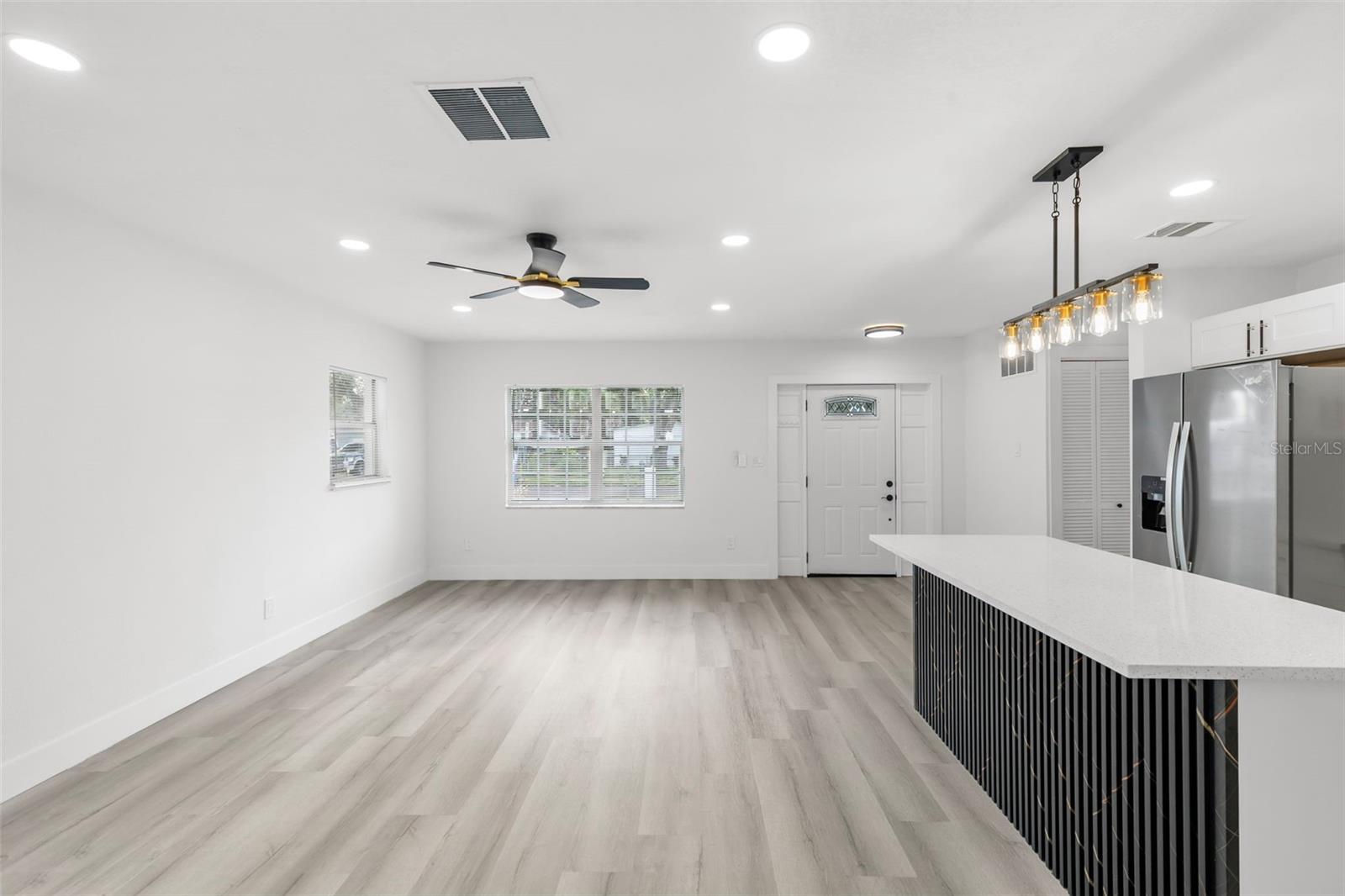 Image 6 of 59 For 5102 Murray Hill Drive