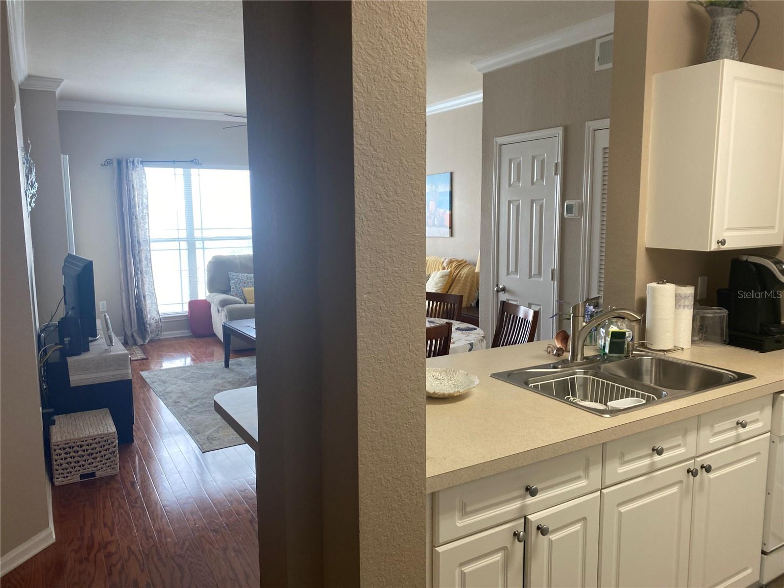 Image 10 of 26 For 1216 Missouri Avenue 406