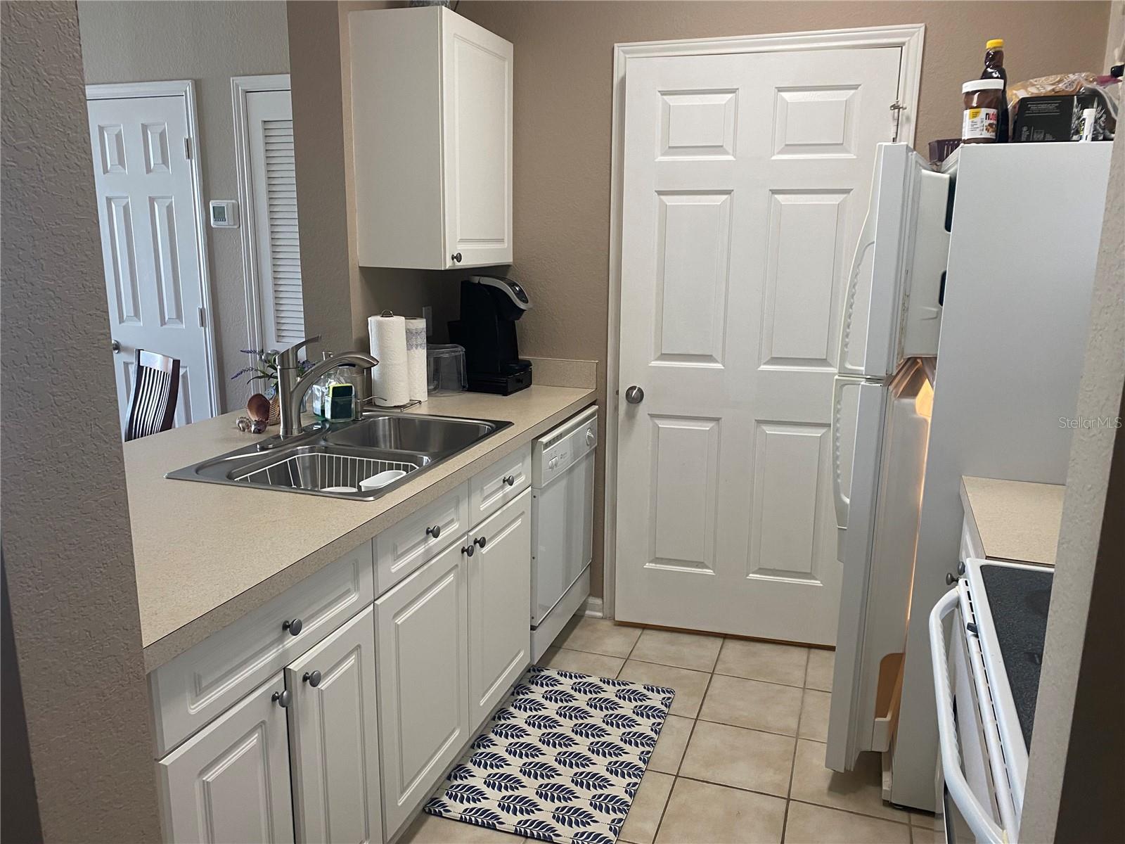 Image 12 of 26 For 1216 Missouri Avenue 406