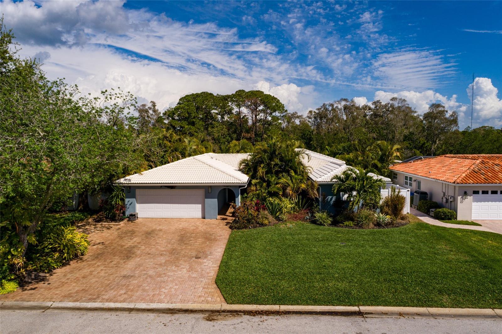 Details for 9723 Oak Street Ne, ST PETERSBURG, FL 33702