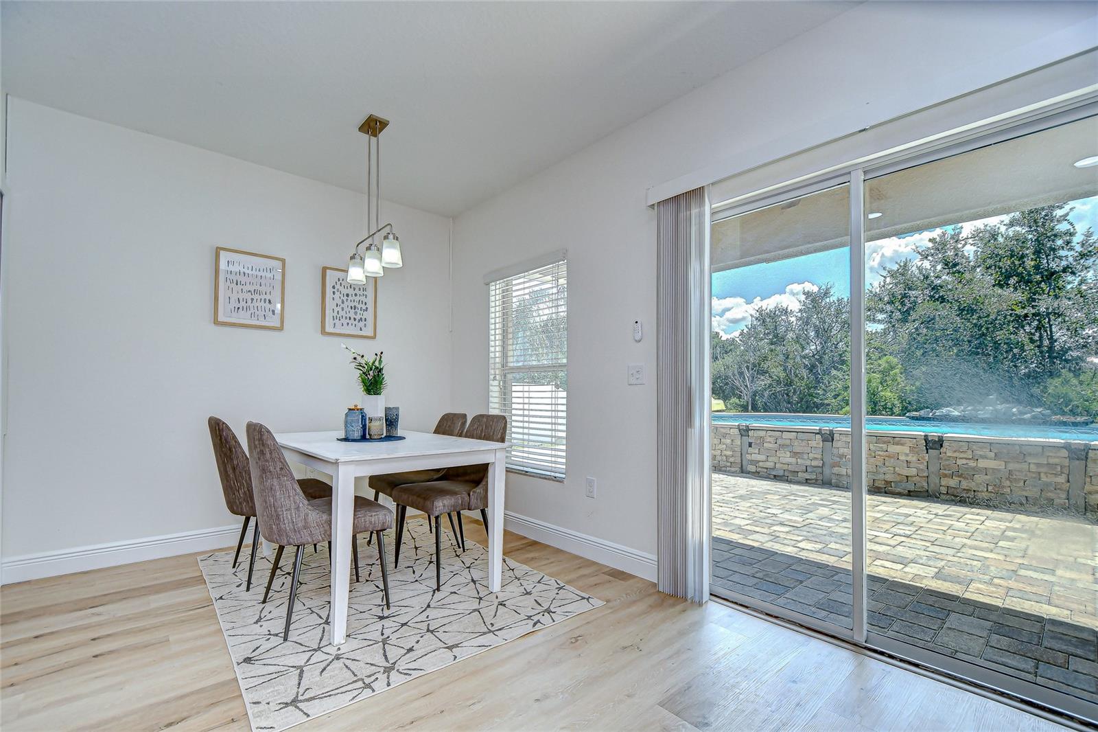 Image 17 of 39 For 12523 Field Point Way