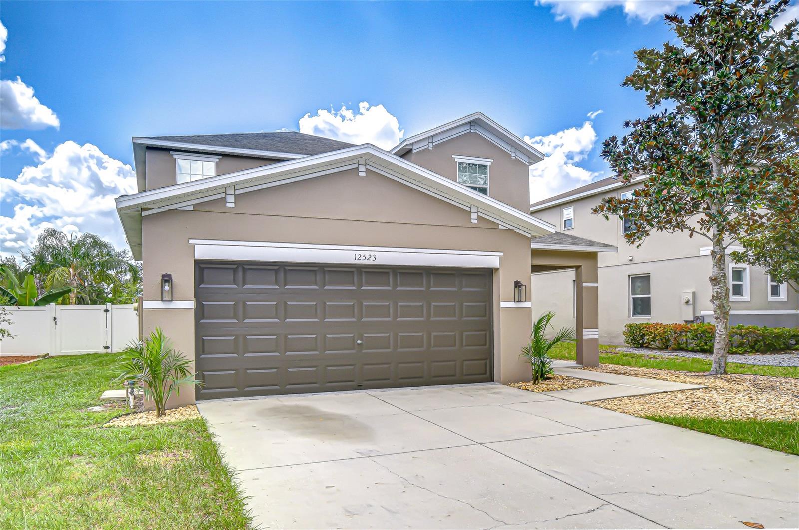 Image 2 of 39 For 12523 Field Point Way