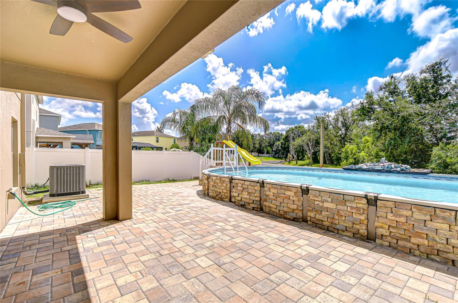 Image 35 of 39 For 12523 Field Point Way