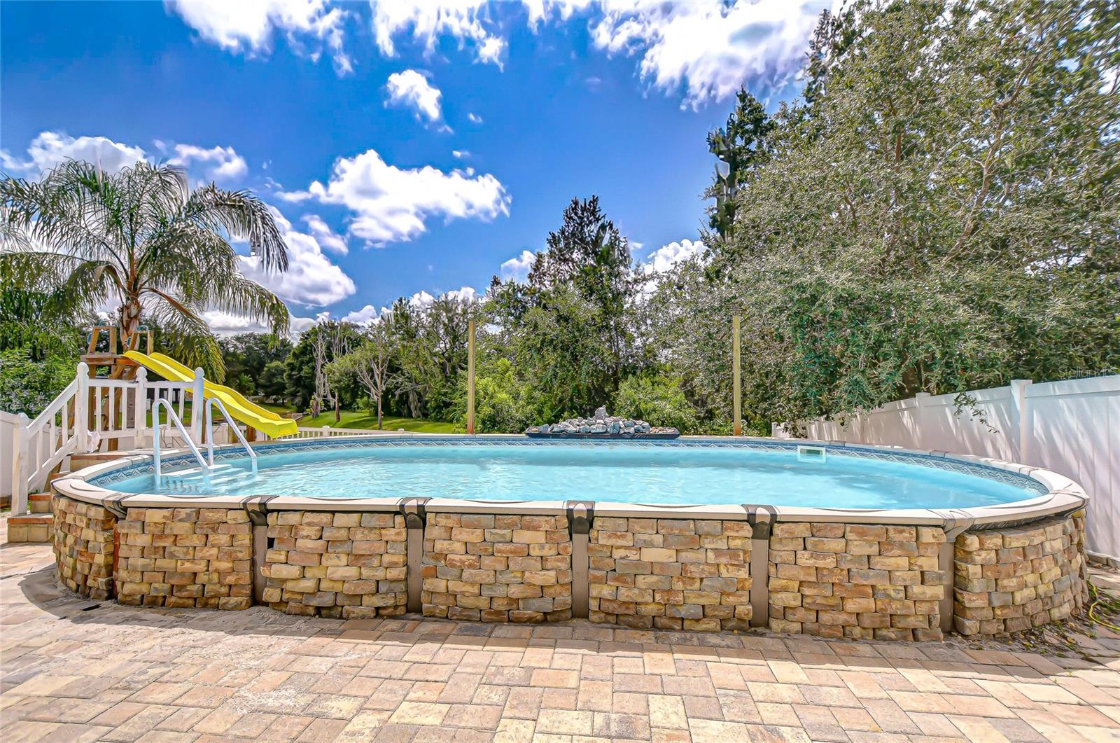 Image 36 of 39 For 12523 Field Point Way