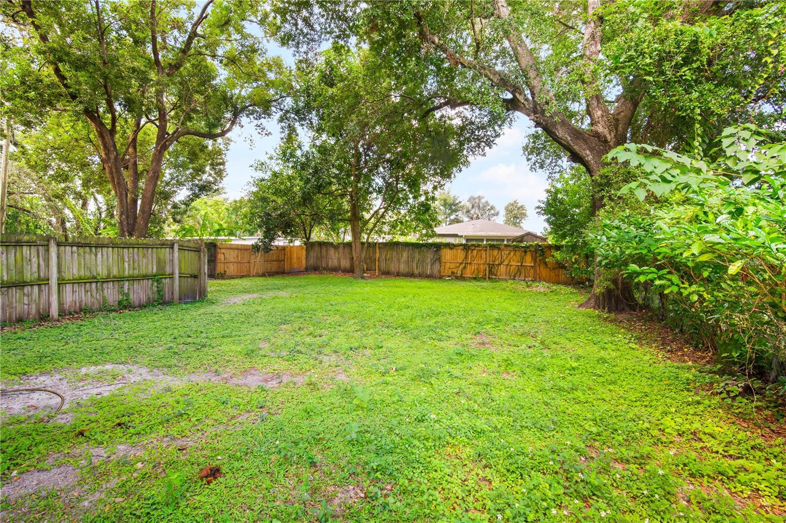 Image 20 of 22 For 708 Brawin Avenue