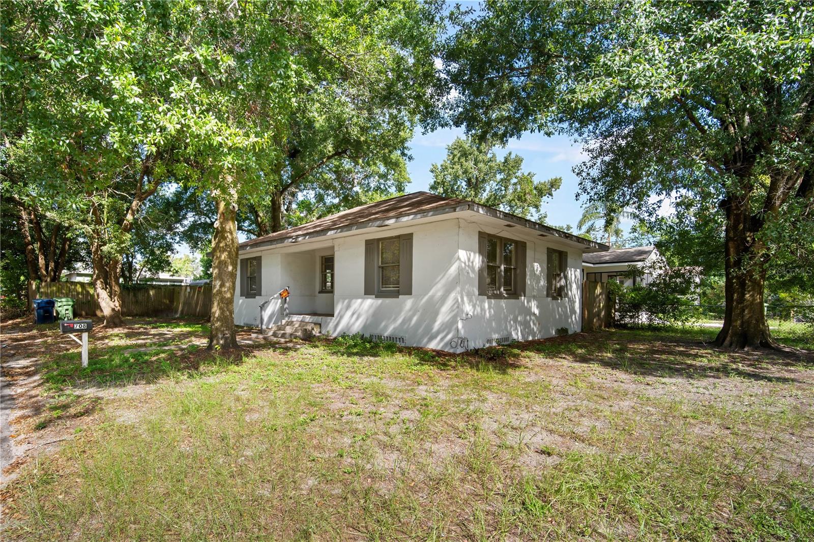 Image 3 of 22 For 708 Brawin Avenue