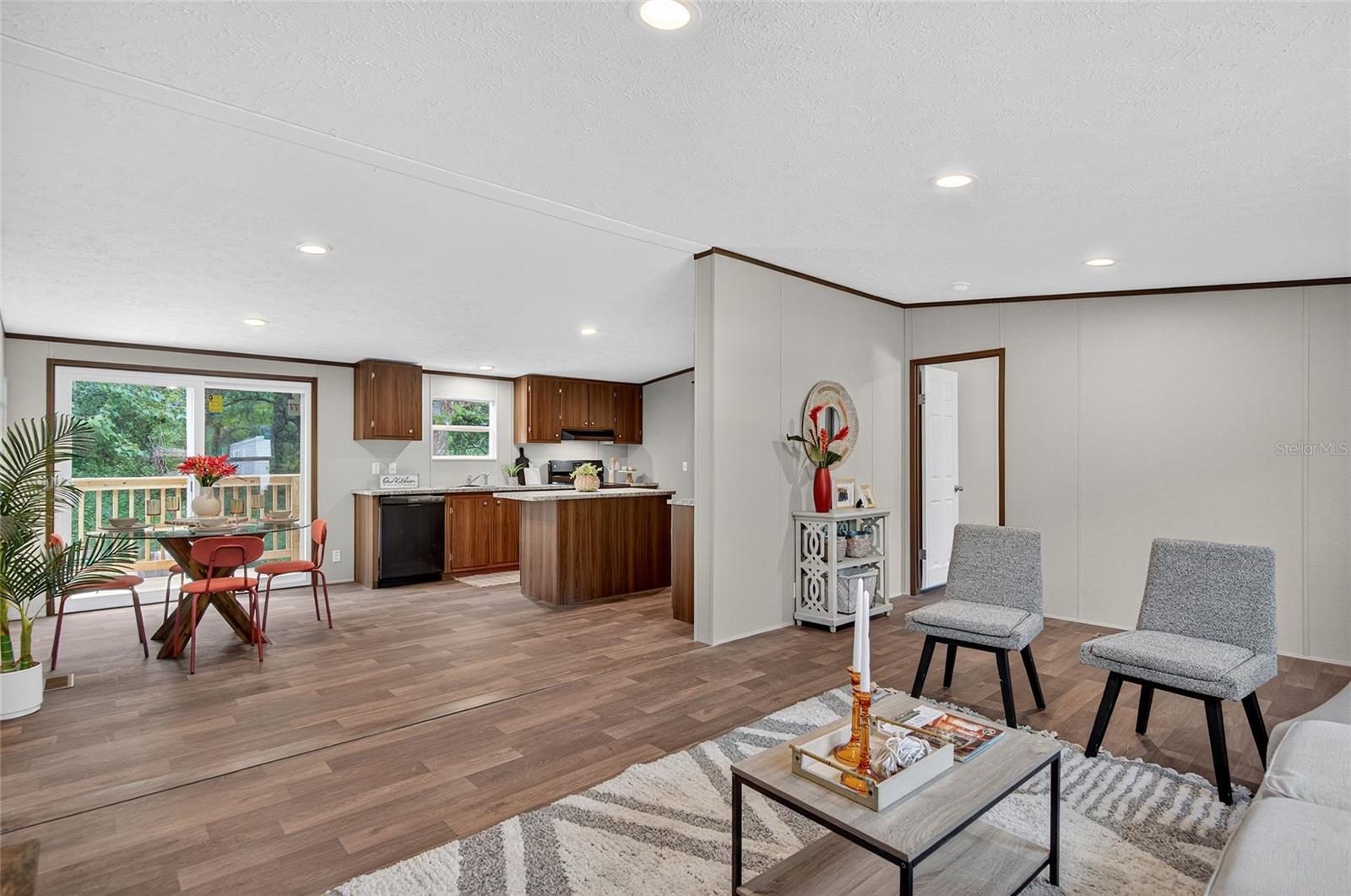 Image 12 of 41 For 12832 Ocasta Avenue