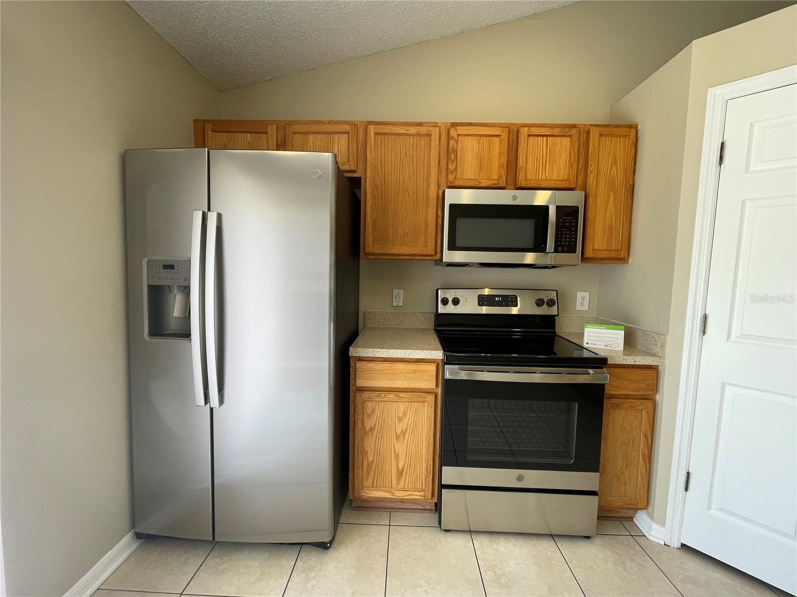 Image 4 of 14 For 10436 Opus Drive