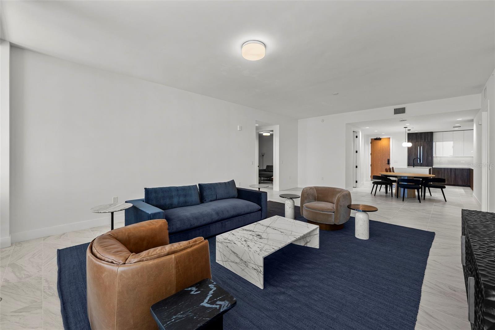 Image 11 of 100 For 777 3rd Avenue N 1502