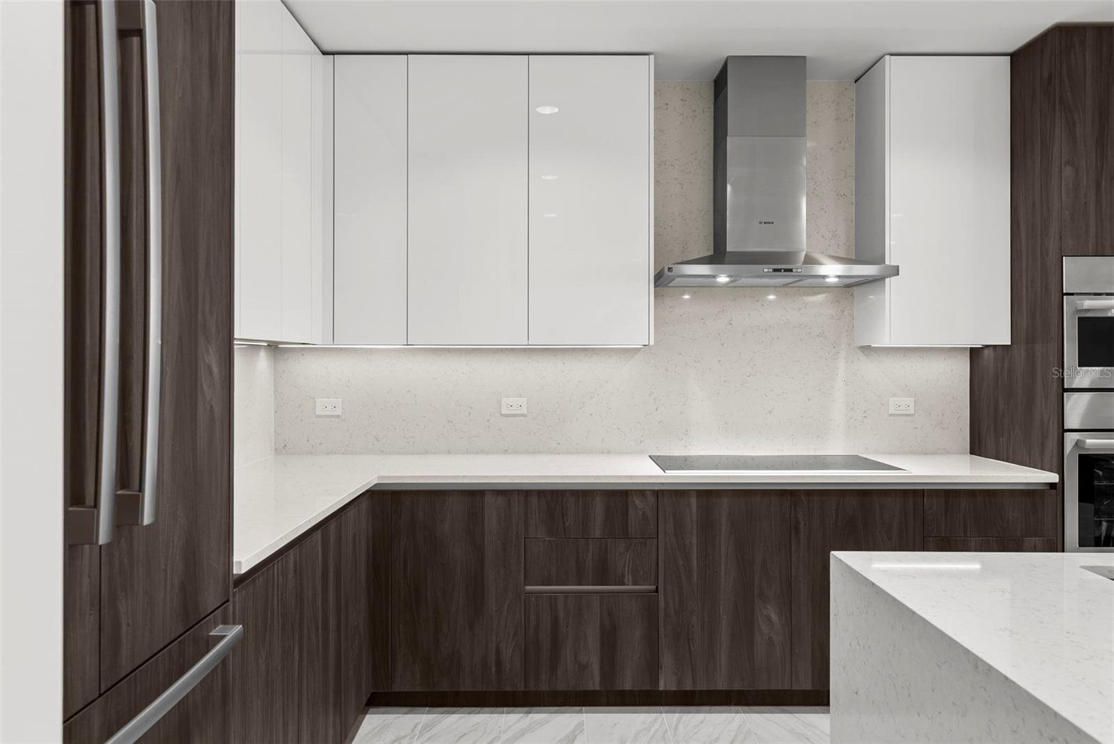 Image 15 of 100 For 777 3rd Avenue N 1502