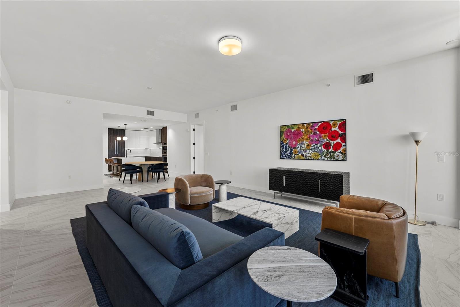 Image 7 of 100 For 777 3rd Avenue N 1502