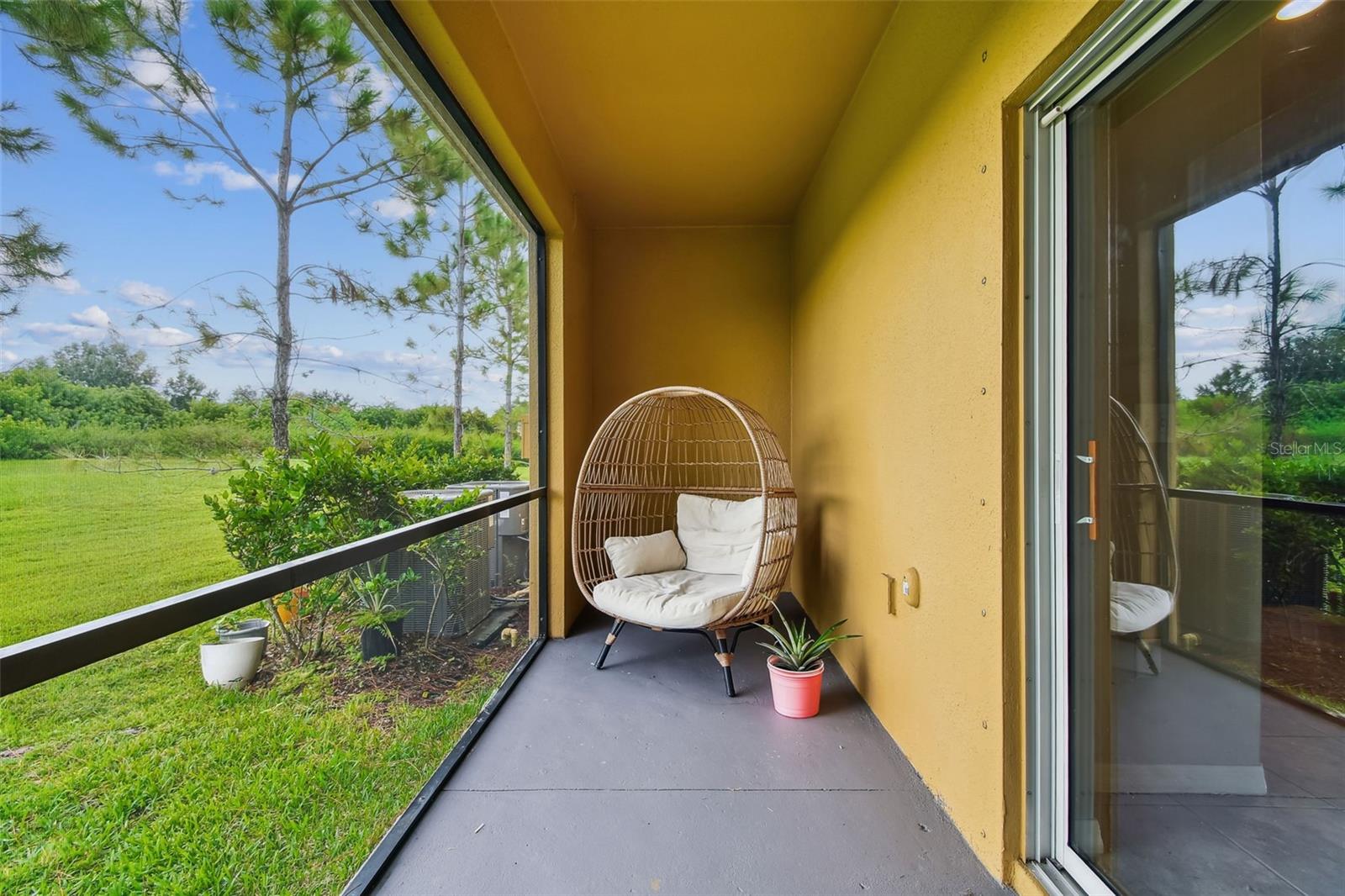 Image 11 of 56 For 12938 Utopia Gardens Way