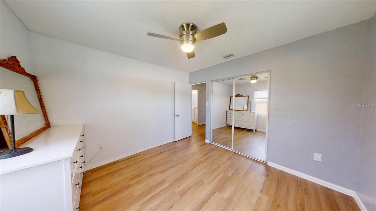 Image 14 of 48 For 6375 19th Avenue N