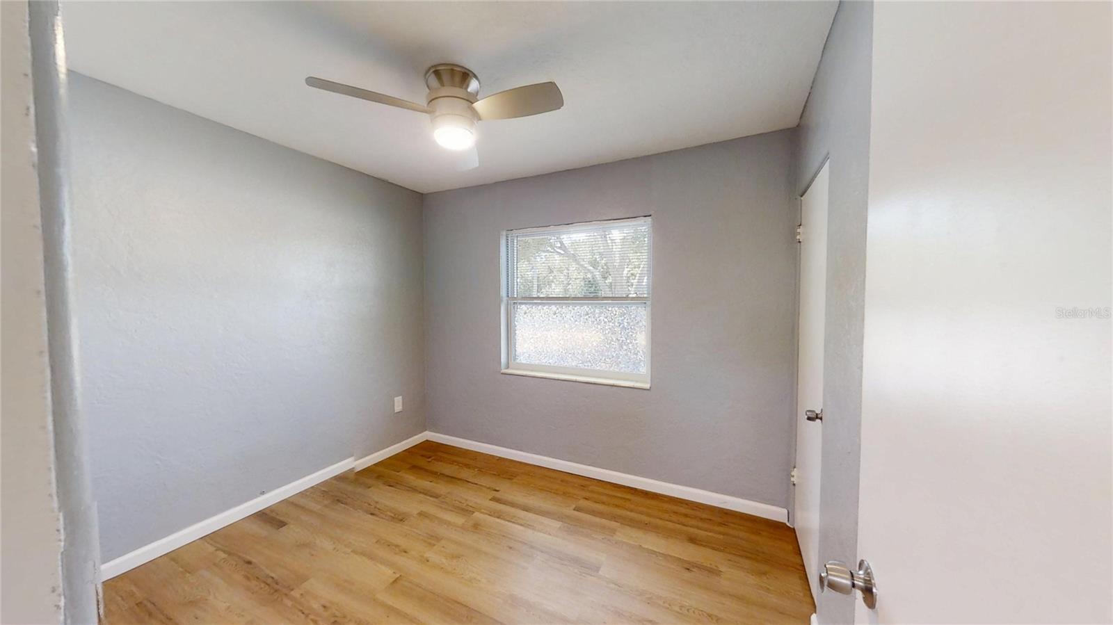 Image 16 of 48 For 6375 19th Avenue N