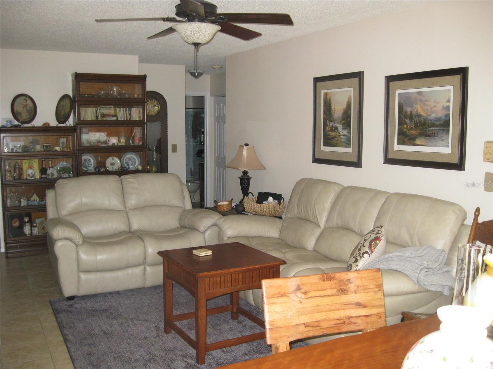Image 7 of 32 For 2010 Santiago Way S