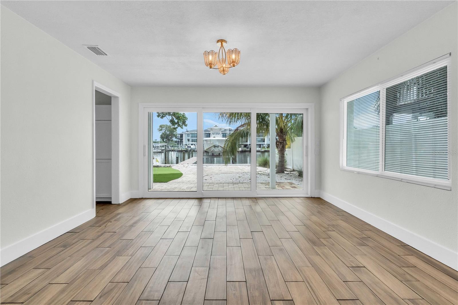 Image 21 of 67 For 349 Bahia Vista Drive