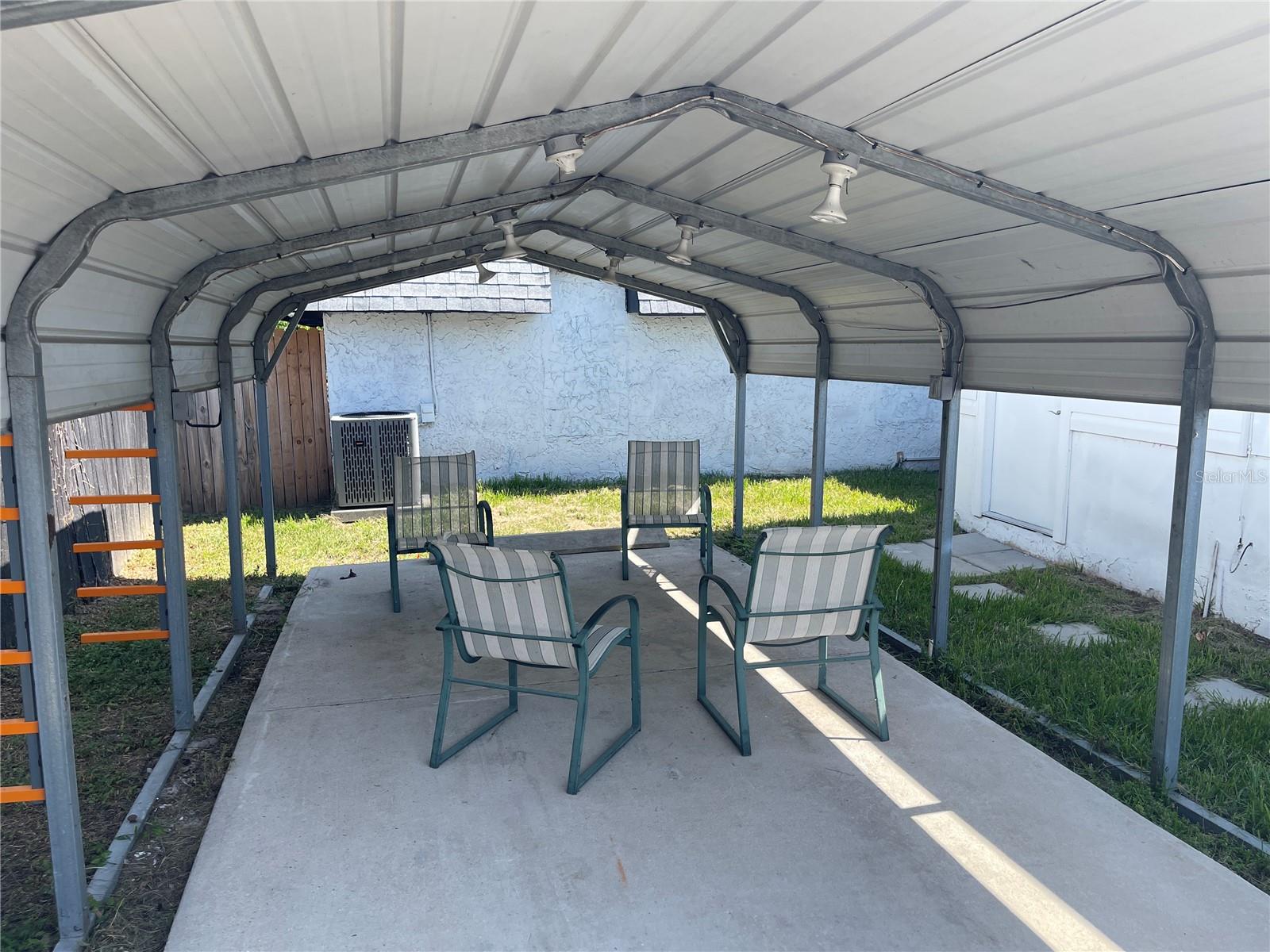 Image 4 of 17 For 1212 Highland Avenue 1