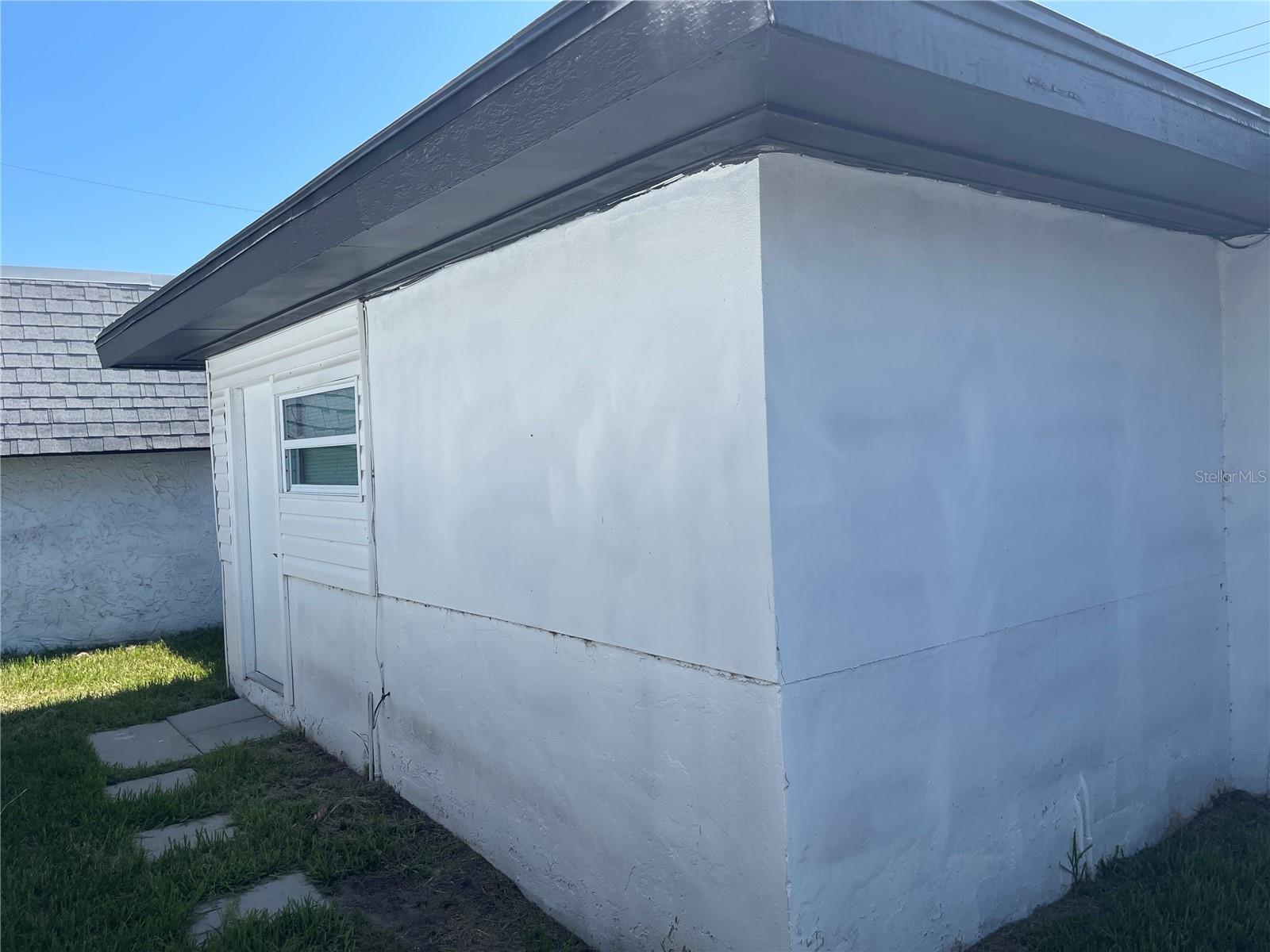 Image 5 of 17 For 1212 Highland Avenue 1
