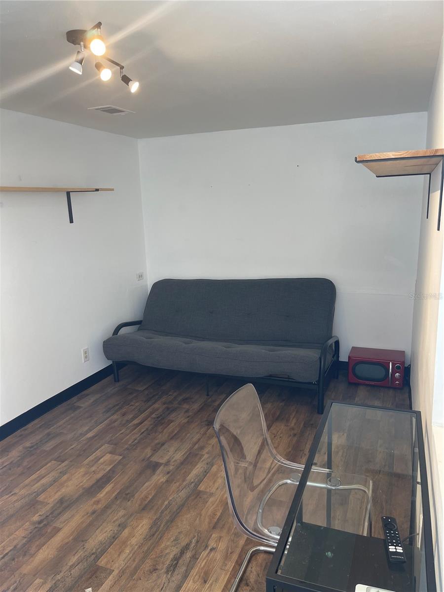 Image 8 of 17 For 1212 Highland Avenue 1