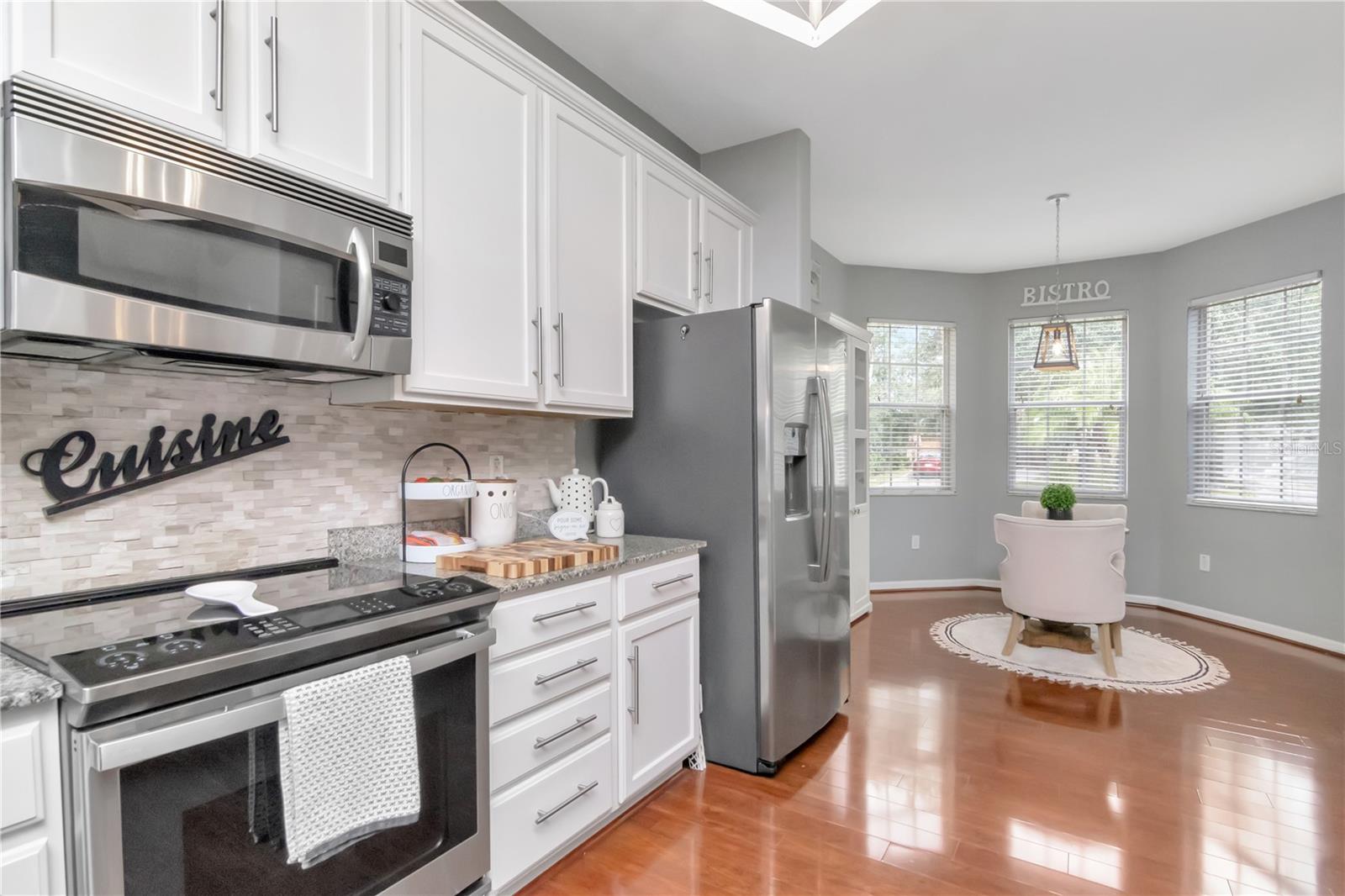 Listing photo id 8 for 10529 Coral Key Avenue