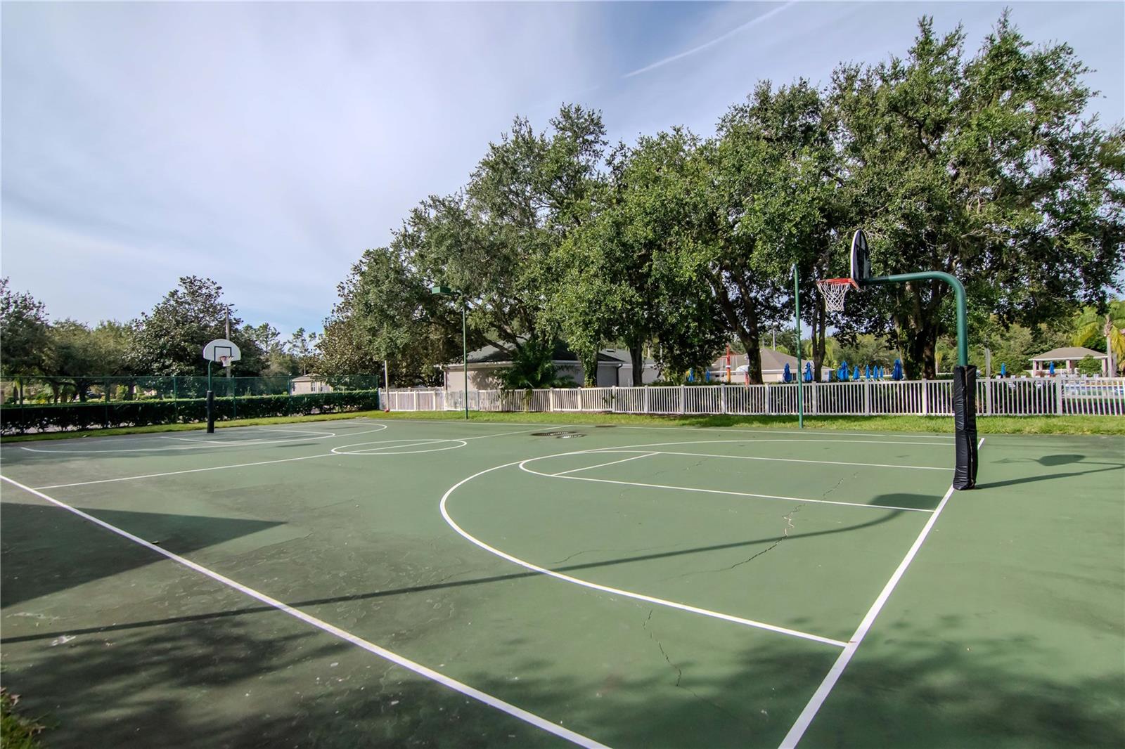 Listing photo id 31 for 10529 Coral Key Avenue
