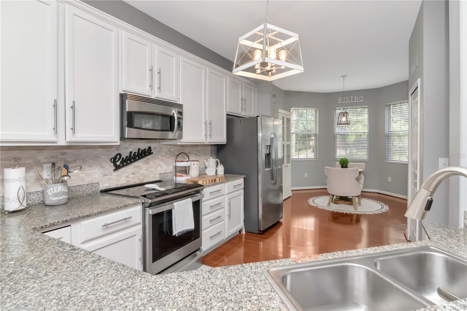 Listing photo id 6 for 10529 Coral Key Avenue