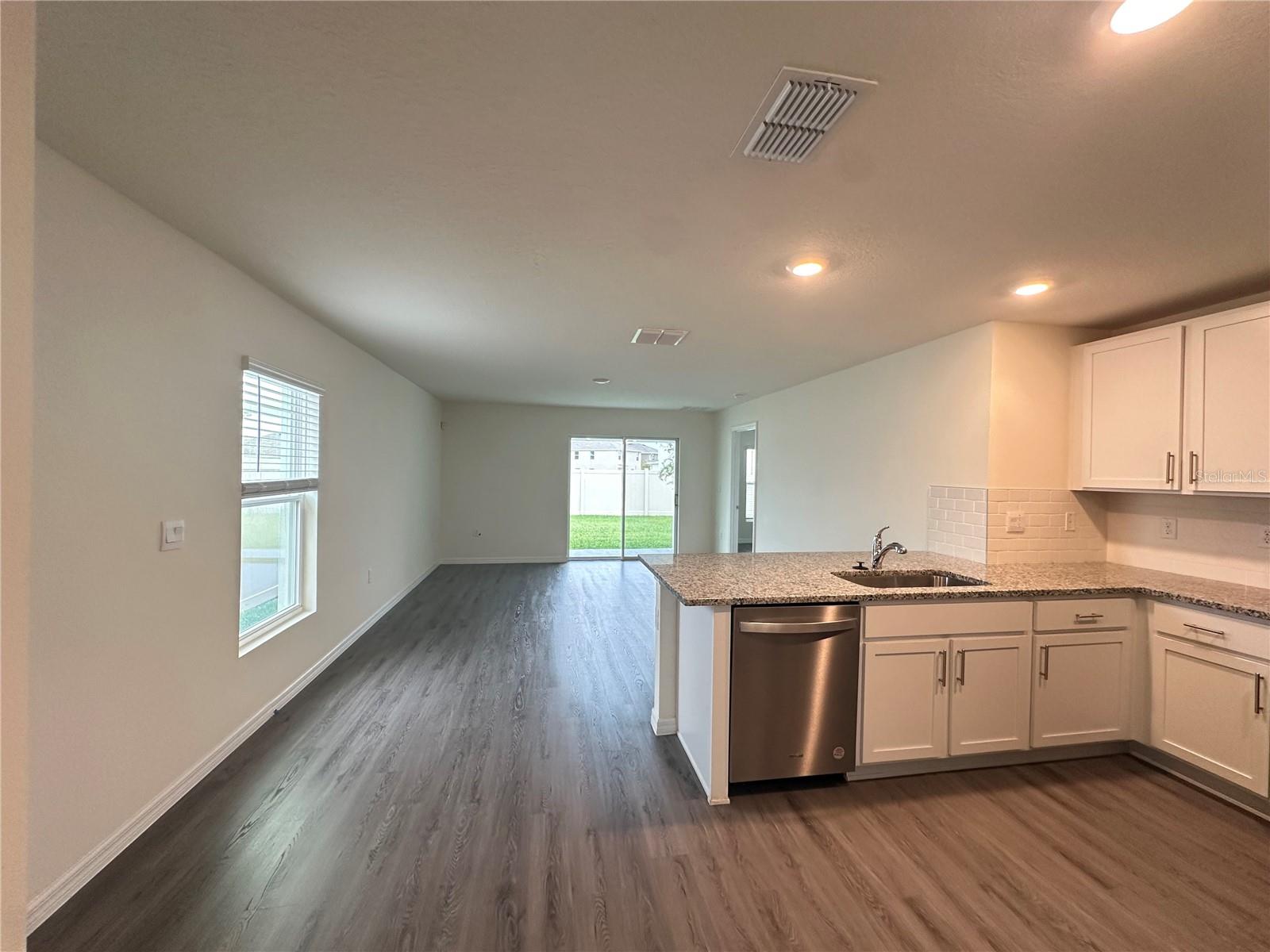 Image 2 of 9 For 35980 Sunflower Hill Drive