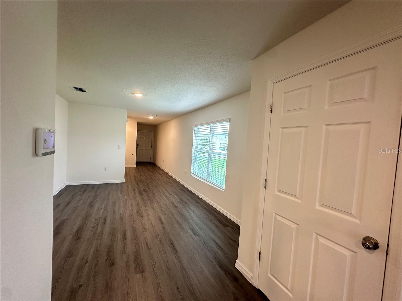 Image 3 of 9 For 35980 Sunflower Hill Drive