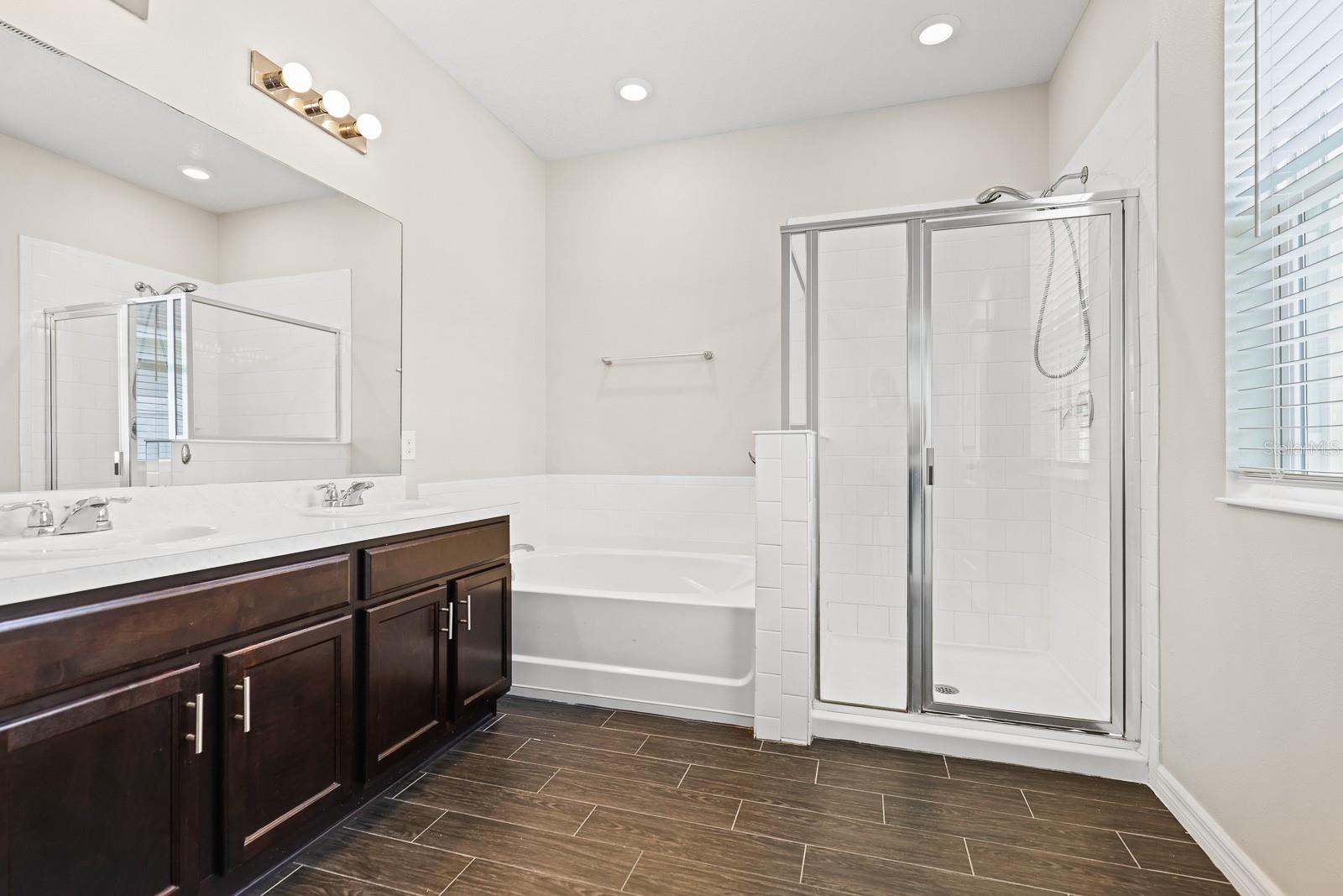 Image 14 of 29 For 10628 Massimo Drive