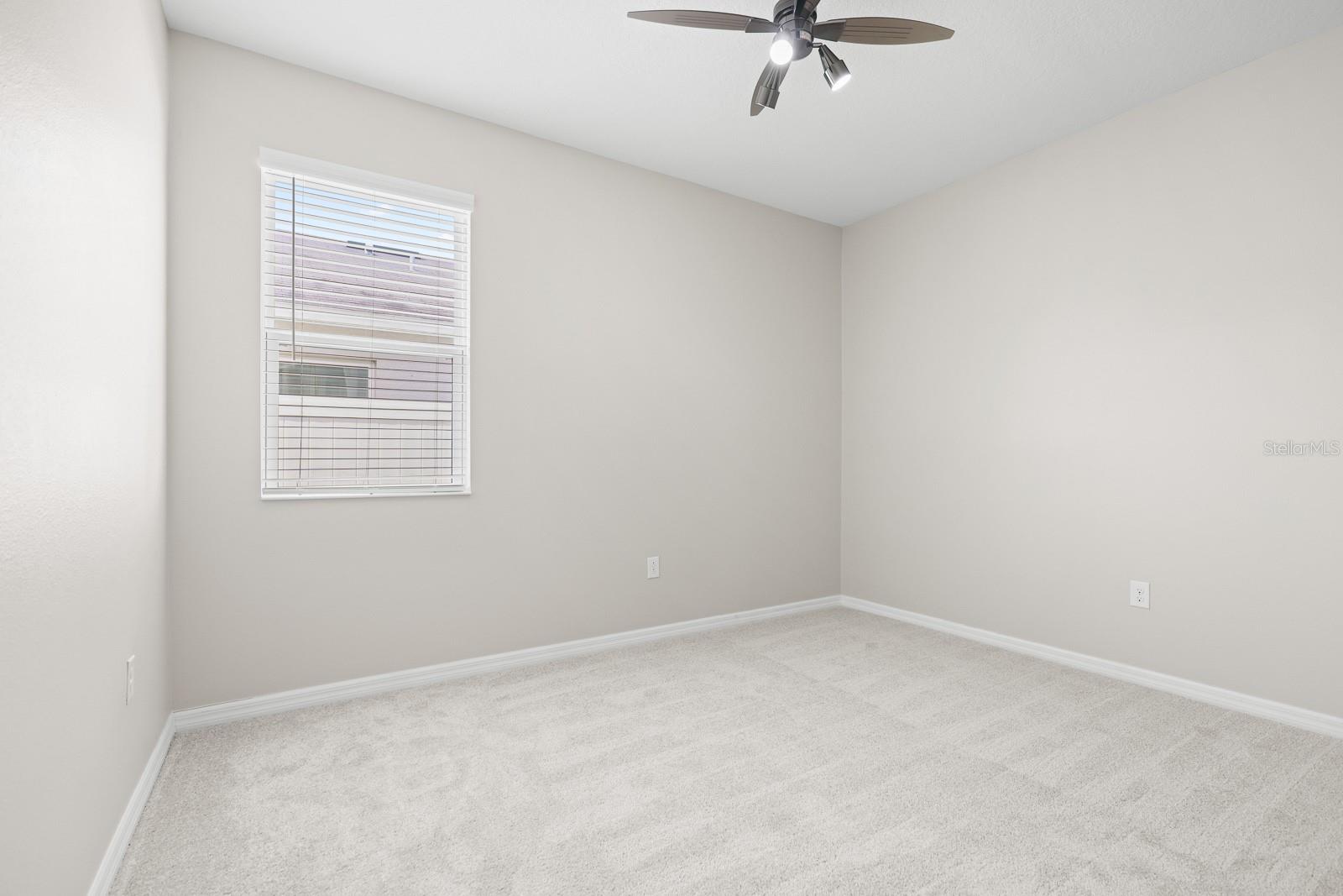 Image 20 of 29 For 10628 Massimo Drive