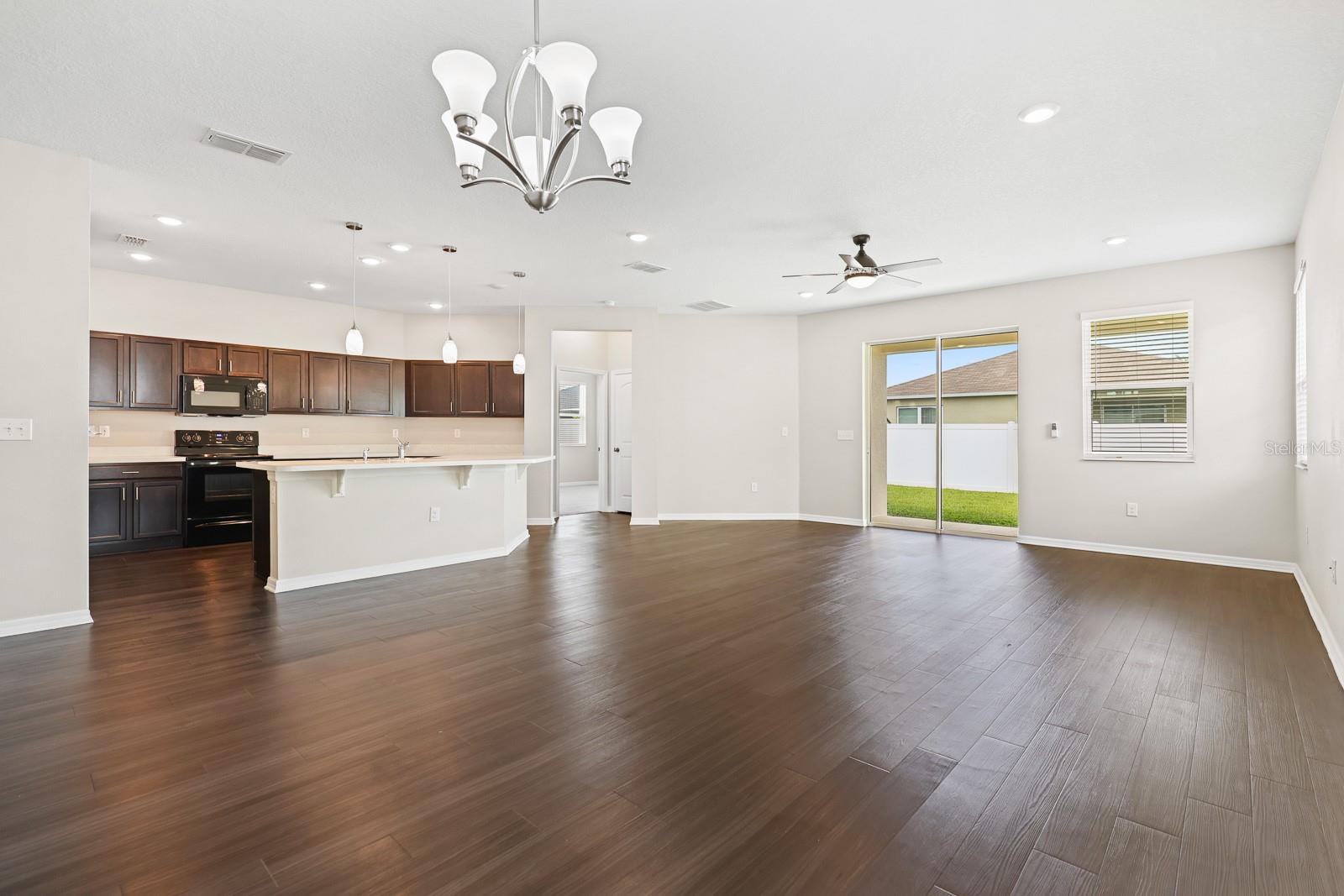 Image 3 of 29 For 10628 Massimo Drive