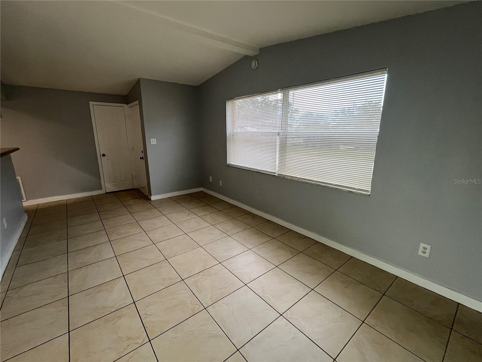 Image 4 of 10 For 2800 36th Avenue N
