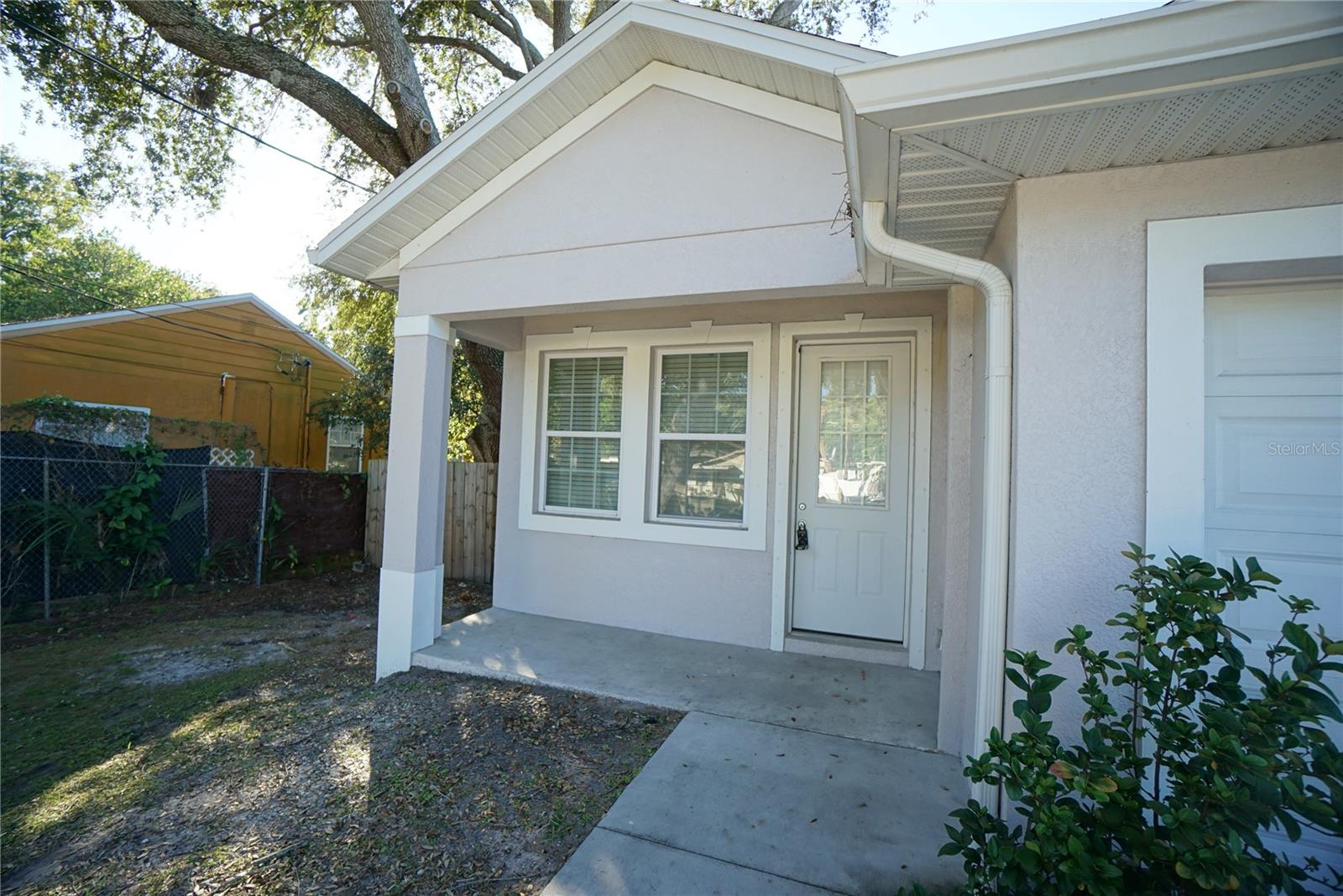 Image 2 of 17 For 4210 Coolidge Avenue 3