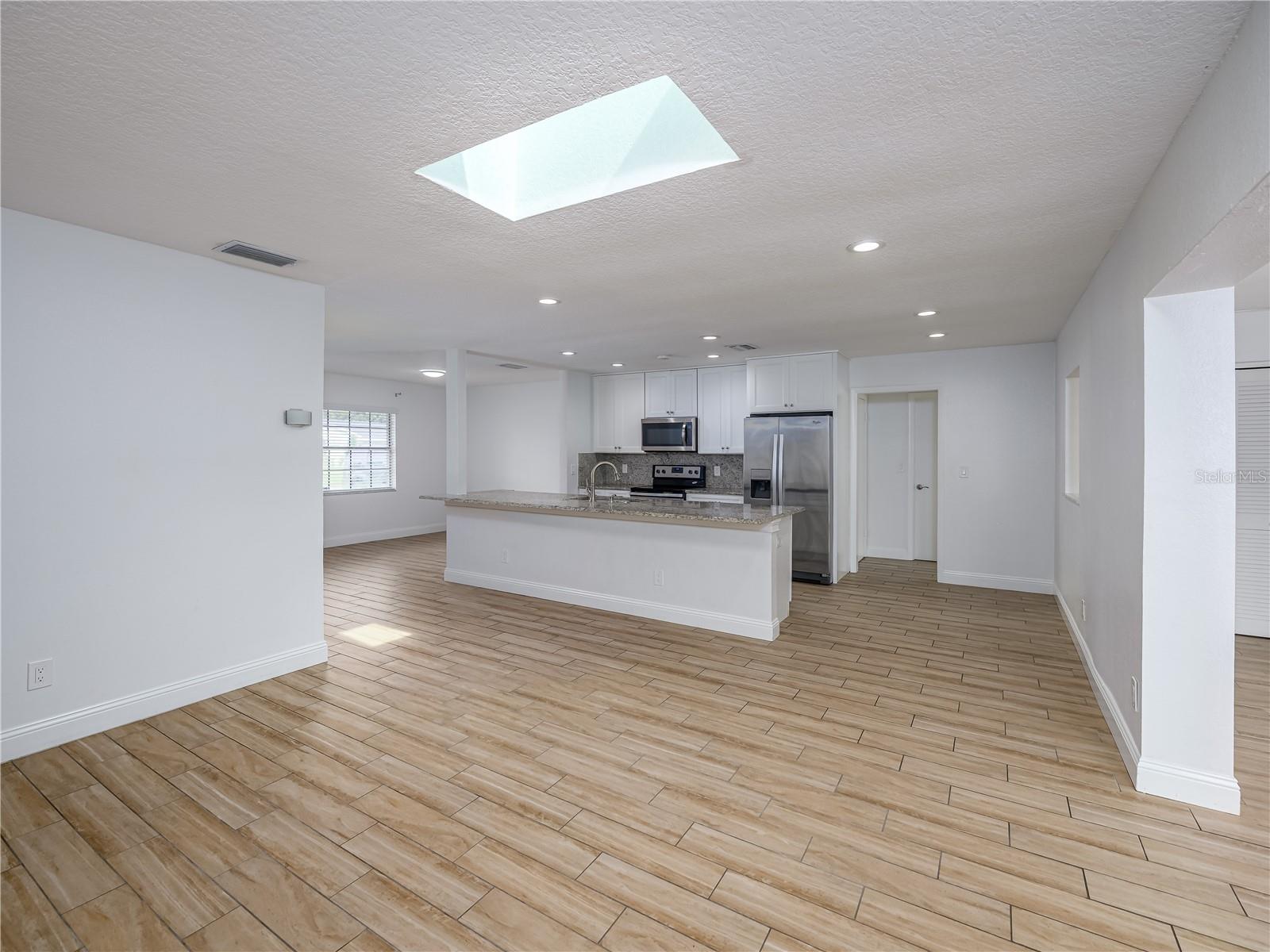 Image 11 of 49 For 14605 Brentwood Lane