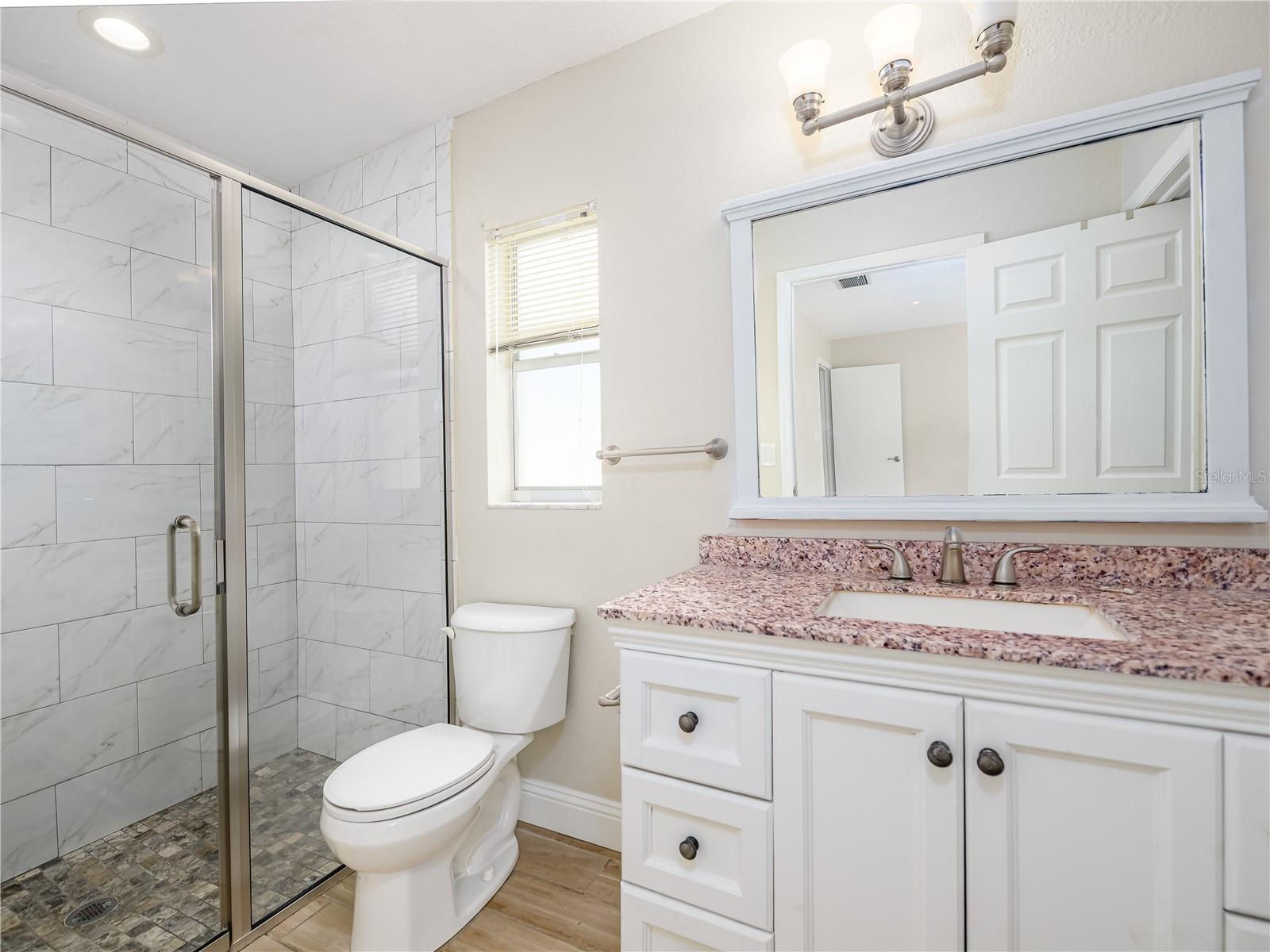 Image 27 of 49 For 14605 Brentwood Lane