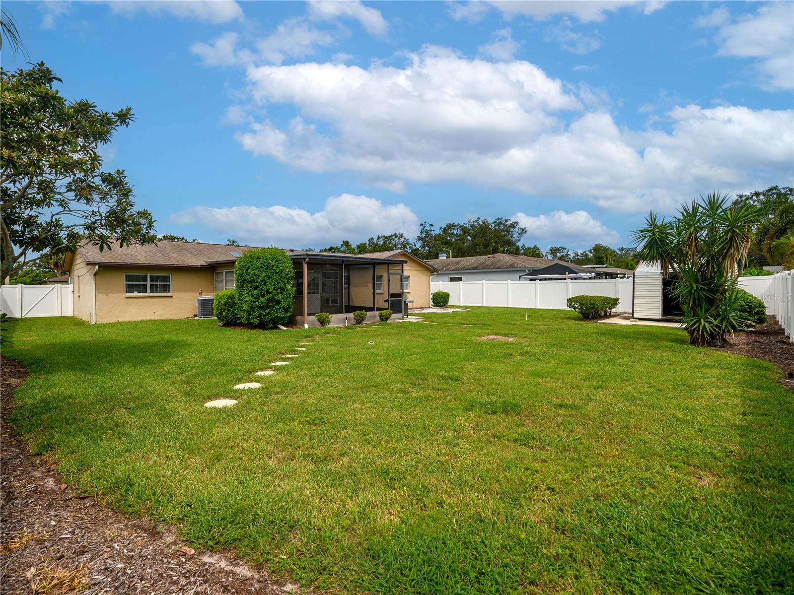 Image 31 of 49 For 14605 Brentwood Lane