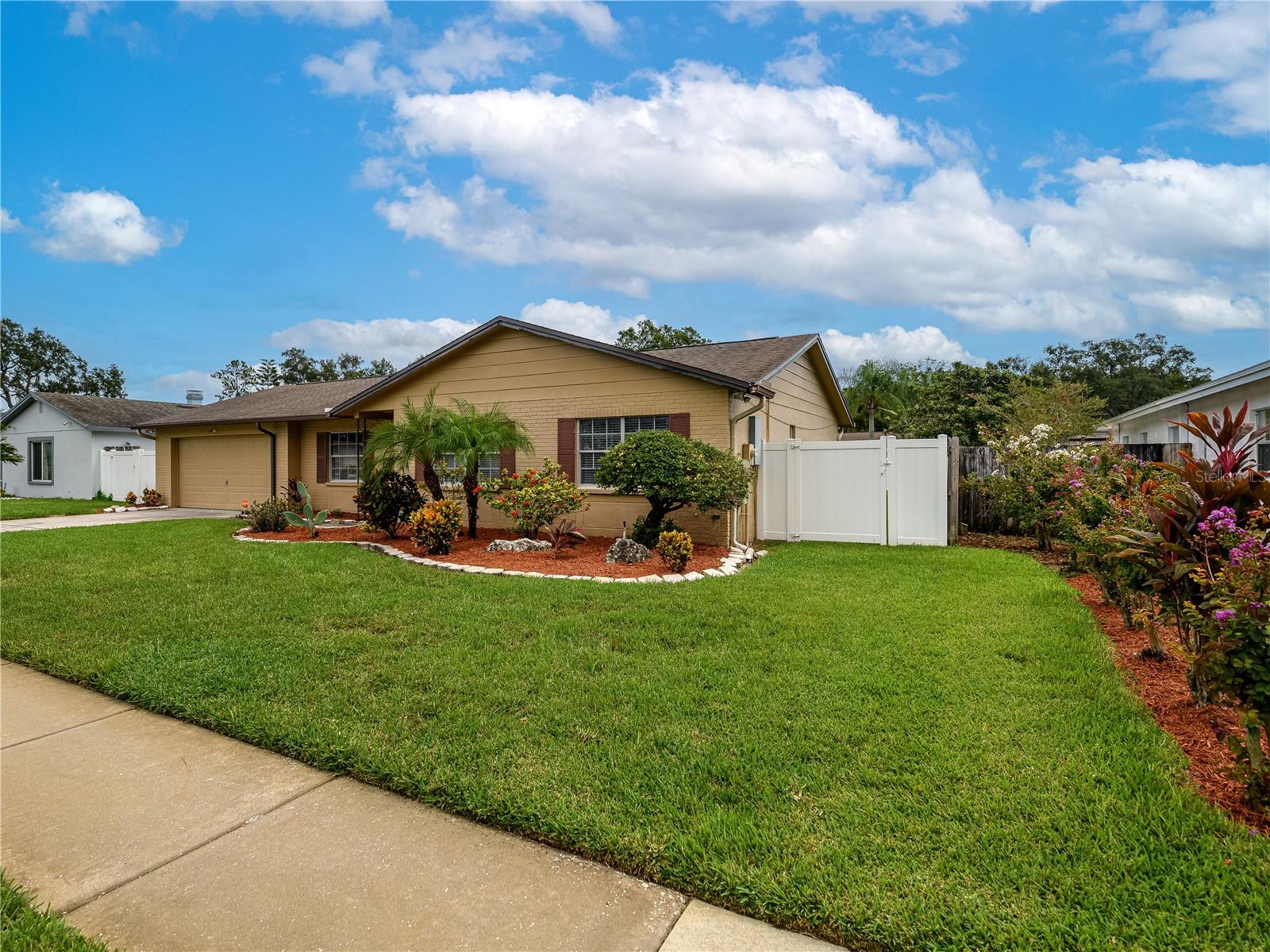 Image 38 of 49 For 14605 Brentwood Lane