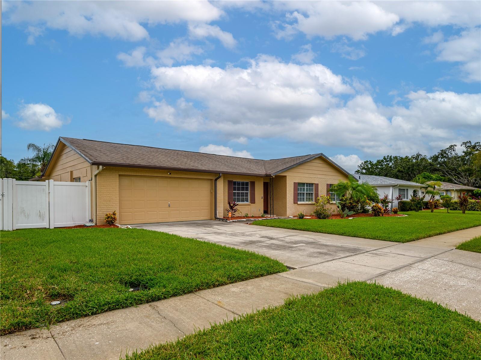 Image 39 of 49 For 14605 Brentwood Lane