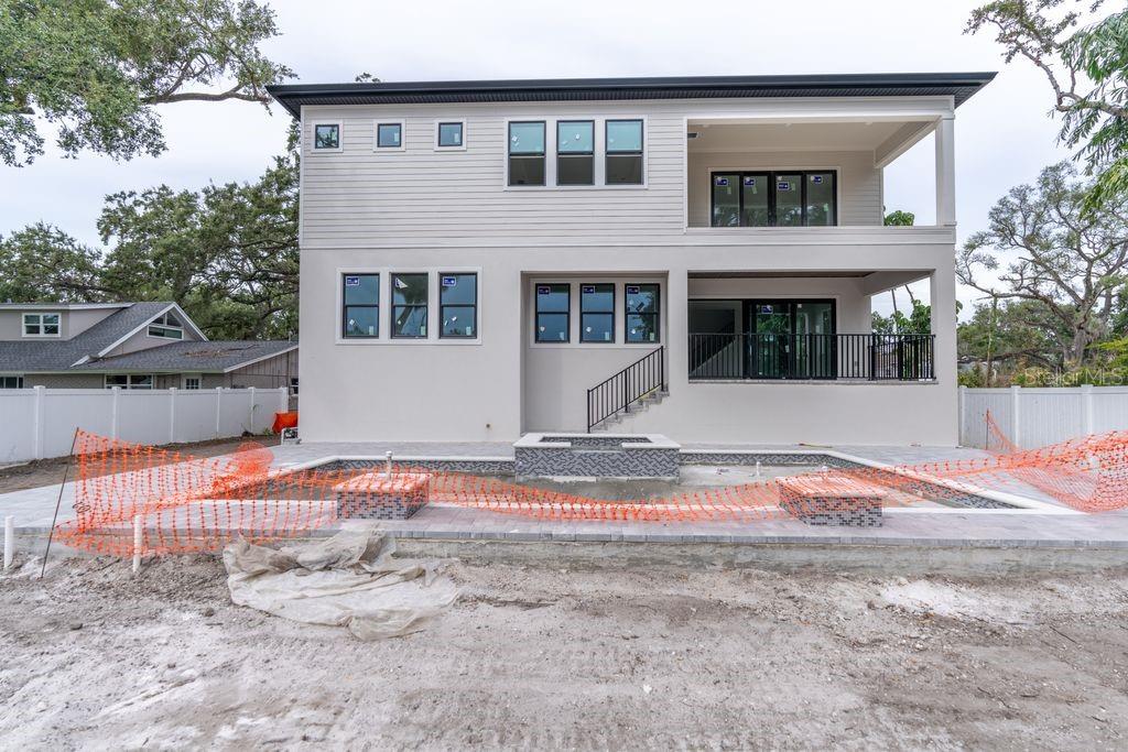 Listing photo id 8 for 4712 Clear Avenue