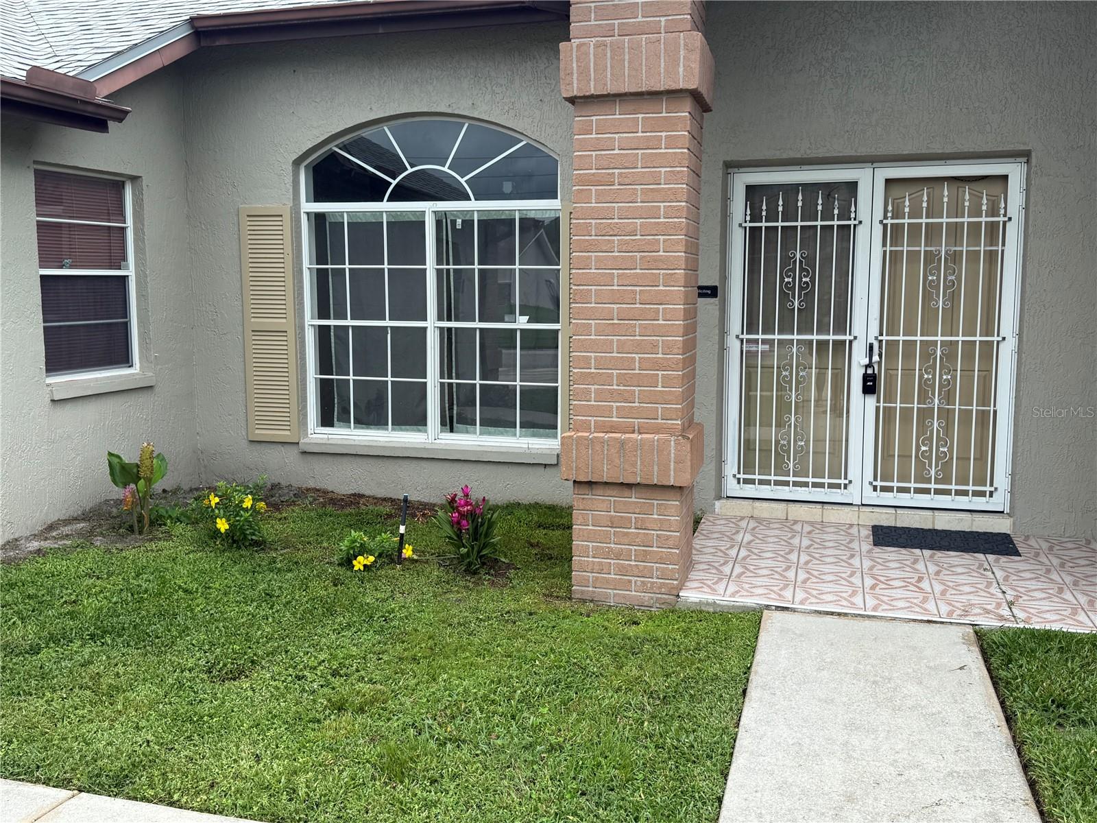 Image 3 of 17 For 4523 County Breeze Drive