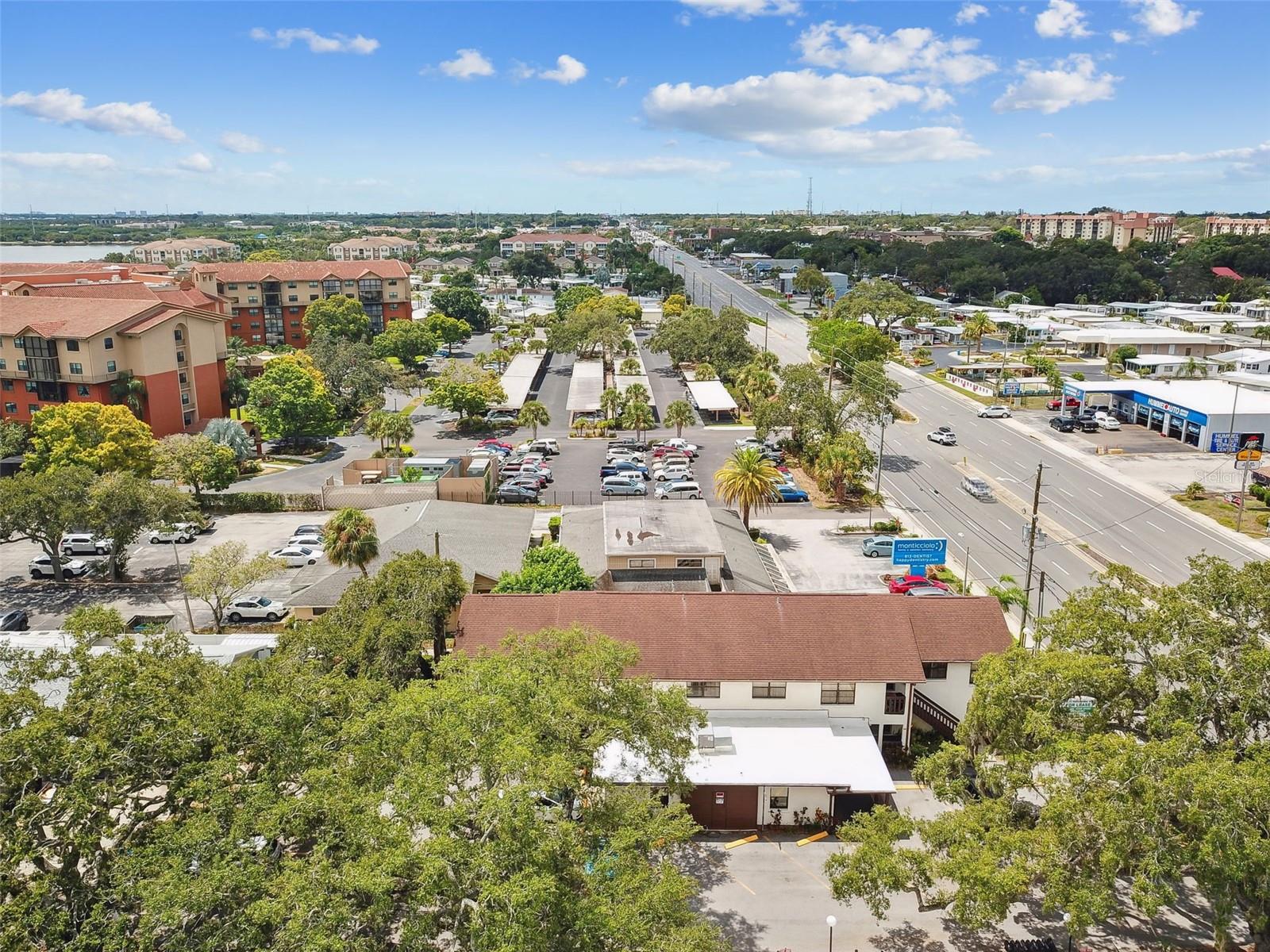 Image 10 of 50 For 8423 Seminole Blvd  204