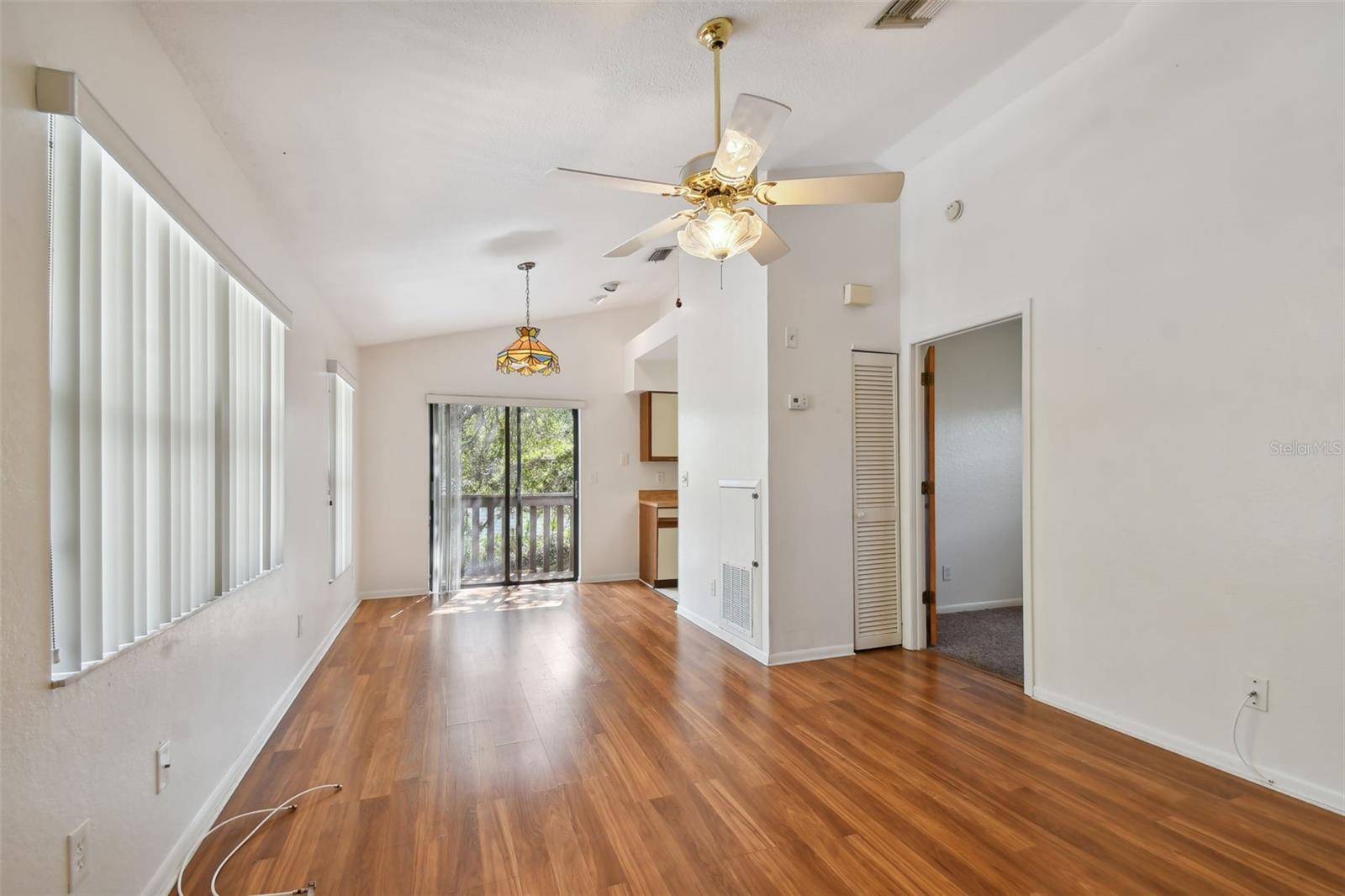 Image 20 of 50 For 8423 Seminole Blvd  204
