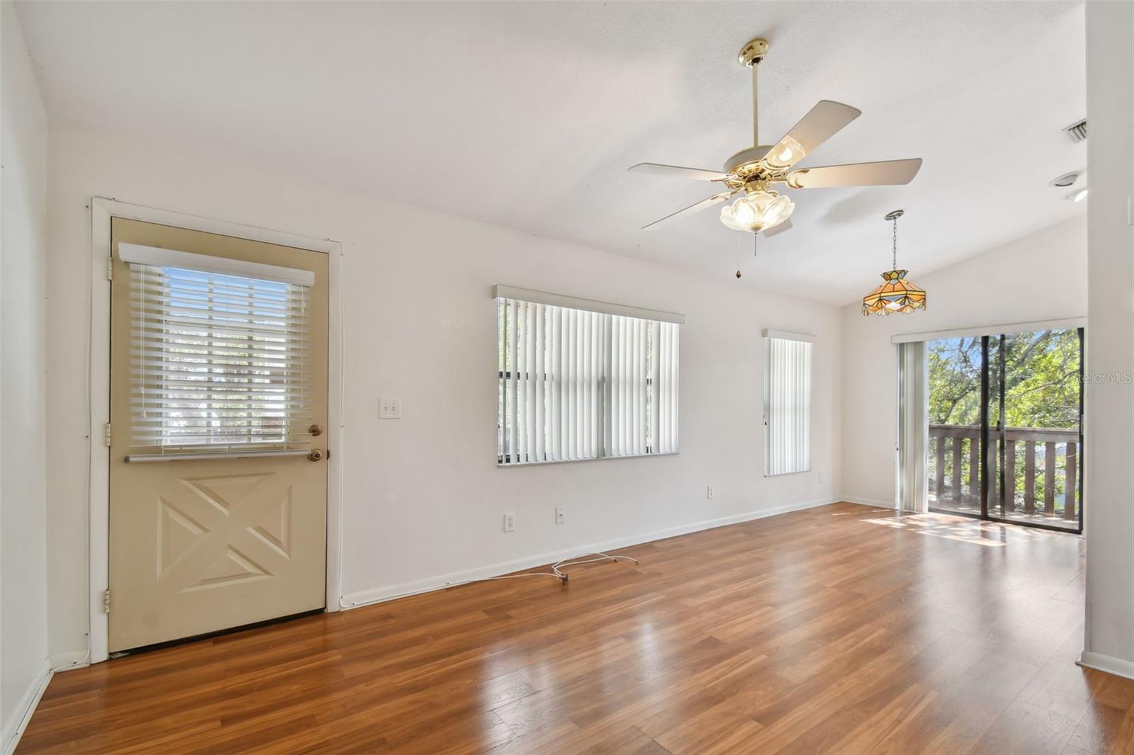 Image 21 of 50 For 8423 Seminole Blvd  204