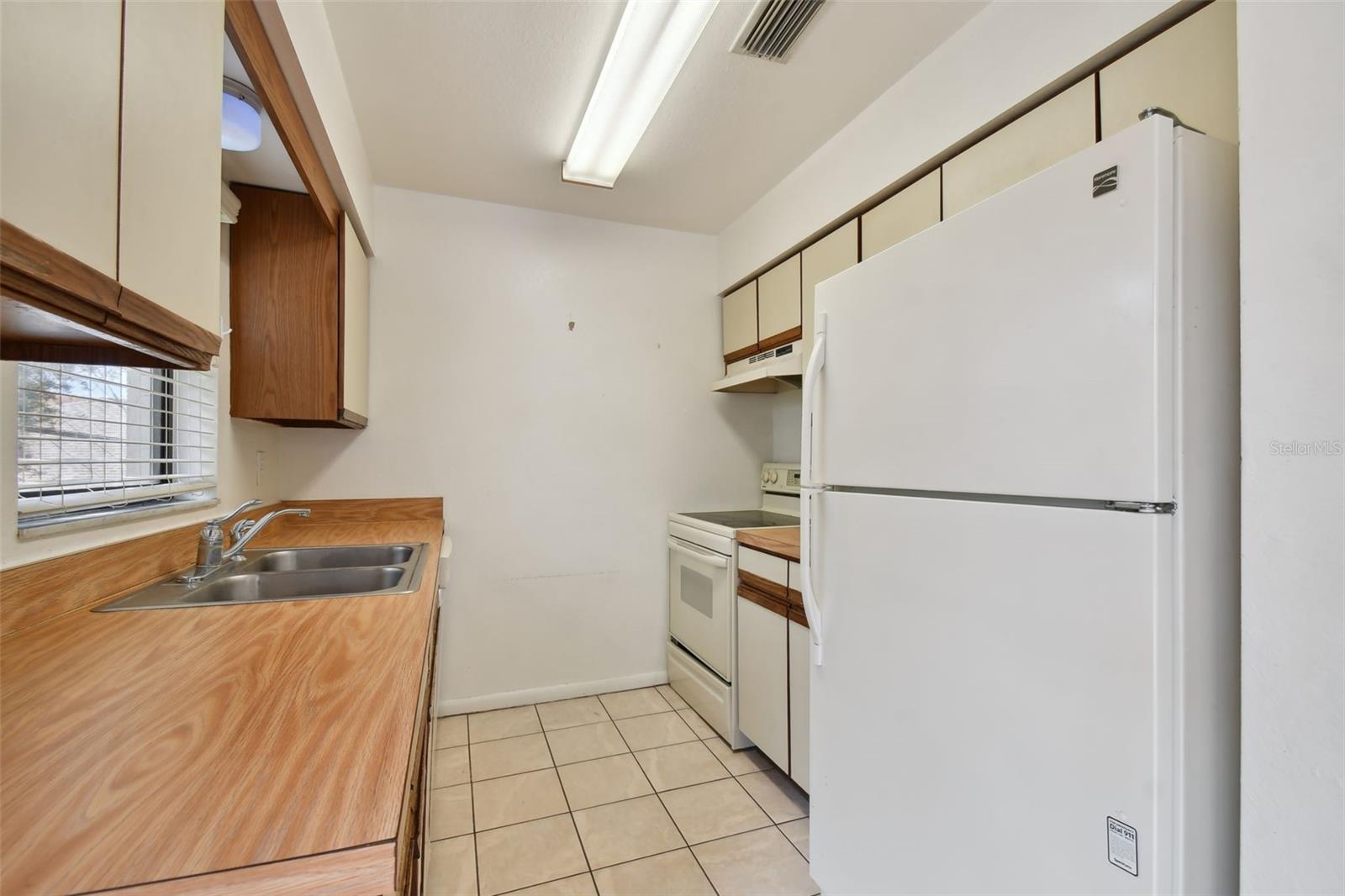 Image 30 of 50 For 8423 Seminole Blvd  204