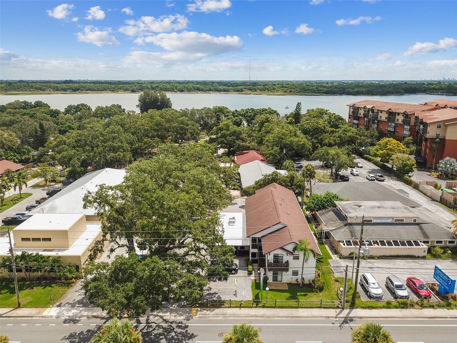 Image 9 of 50 For 8423 Seminole Blvd  204