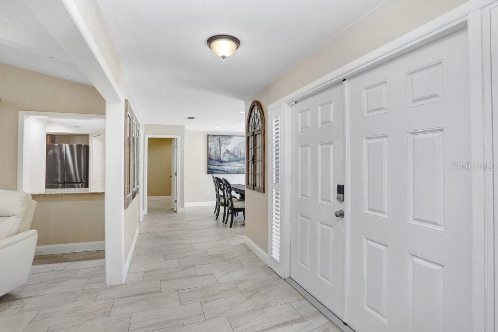 Image 17 of 46 For 2486 Indian Trail E