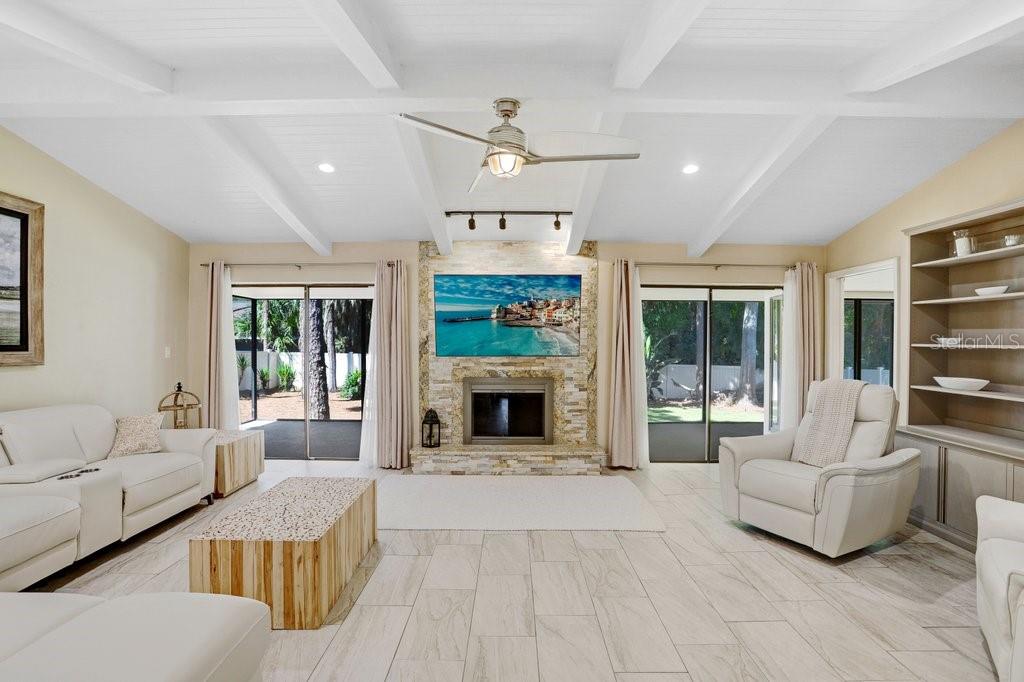 Image 18 of 46 For 2486 Indian Trail E