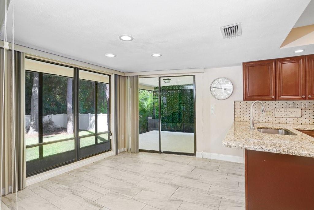 Image 27 of 46 For 2486 Indian Trail E