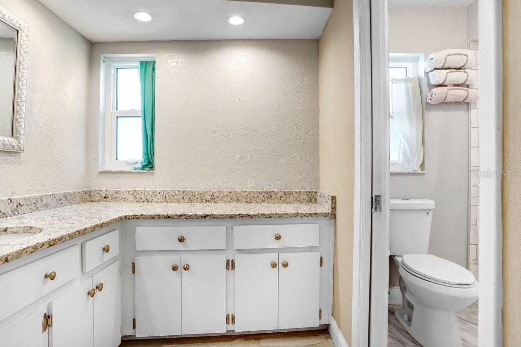 Image 36 of 46 For 2486 Indian Trail E